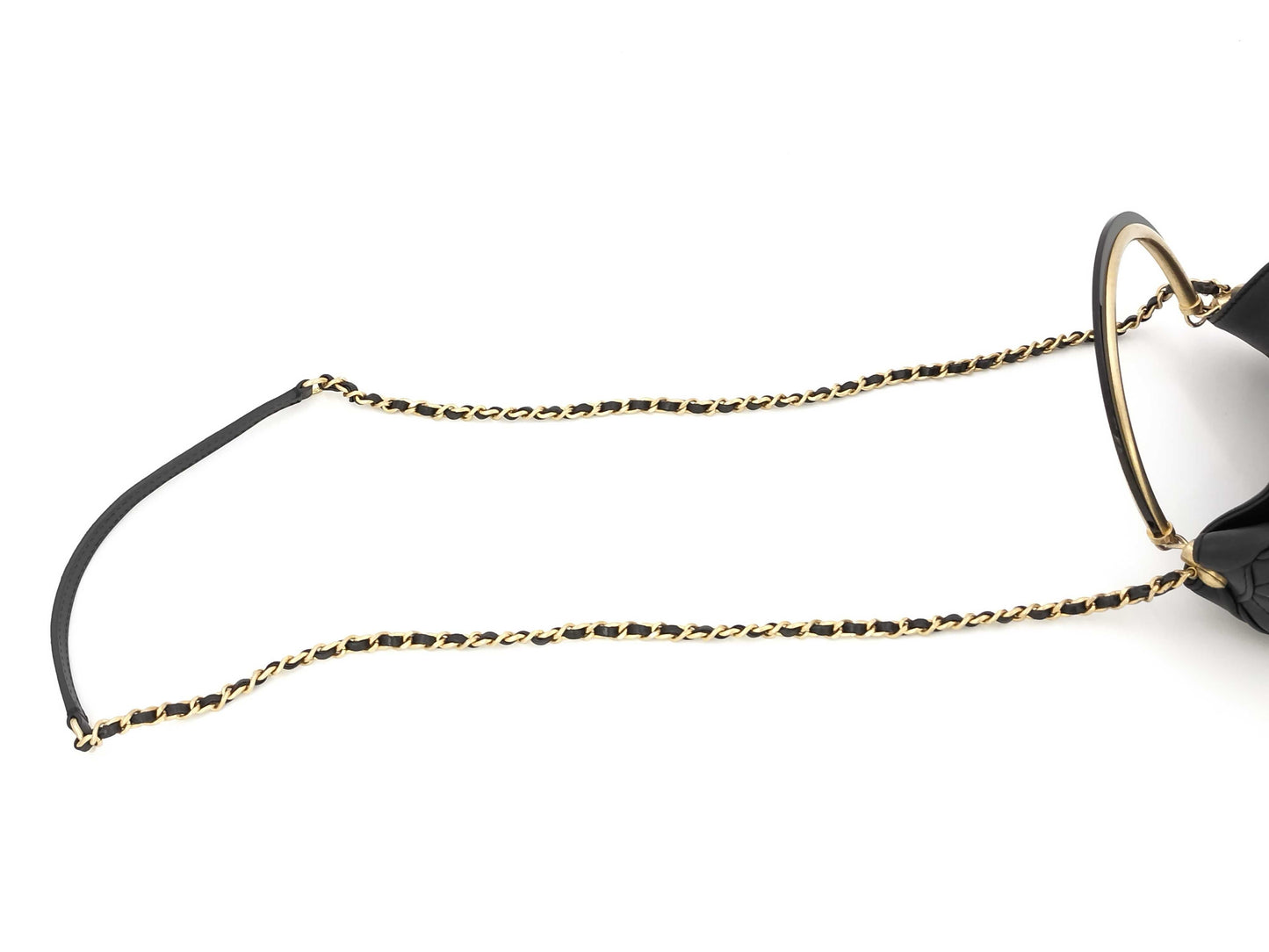 CHANEL Matelasse Chevron V-Stitch Shoulder Bag