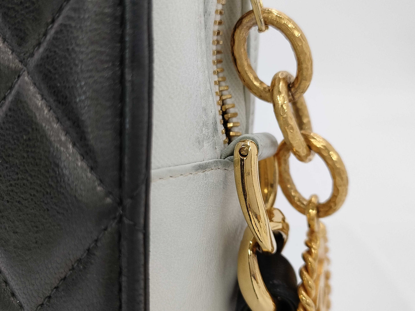 CHANEL CHANEL 2-Face Matelasse Chain Shoulder Bag, Black x White, Card and Sticker Included, Rare