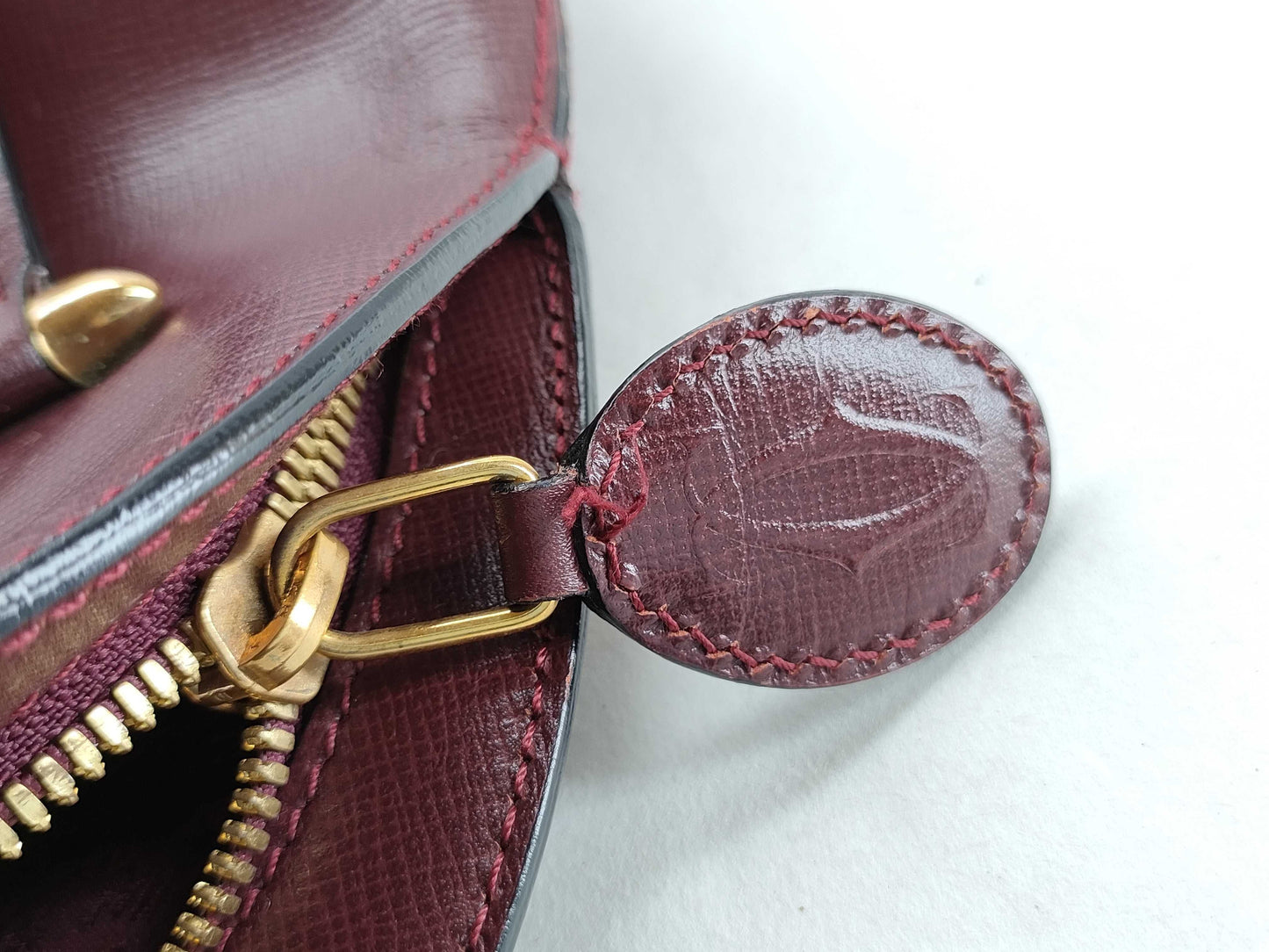 Cartier Must Line Shoulder Bag Leather Bordeaux Shoulder Bag