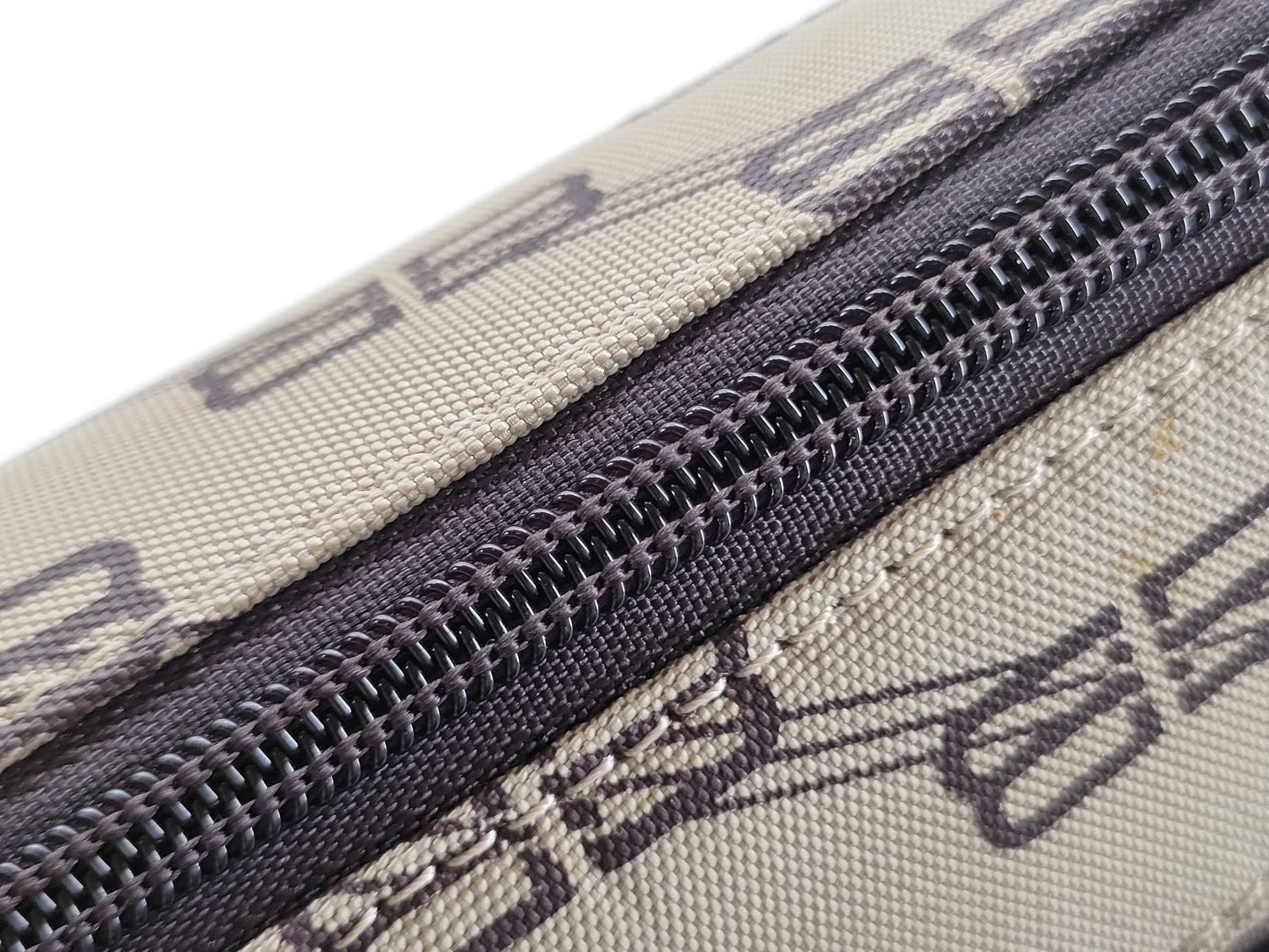 BALENCIAGA all-over print one-shoulder bag in beige nylon