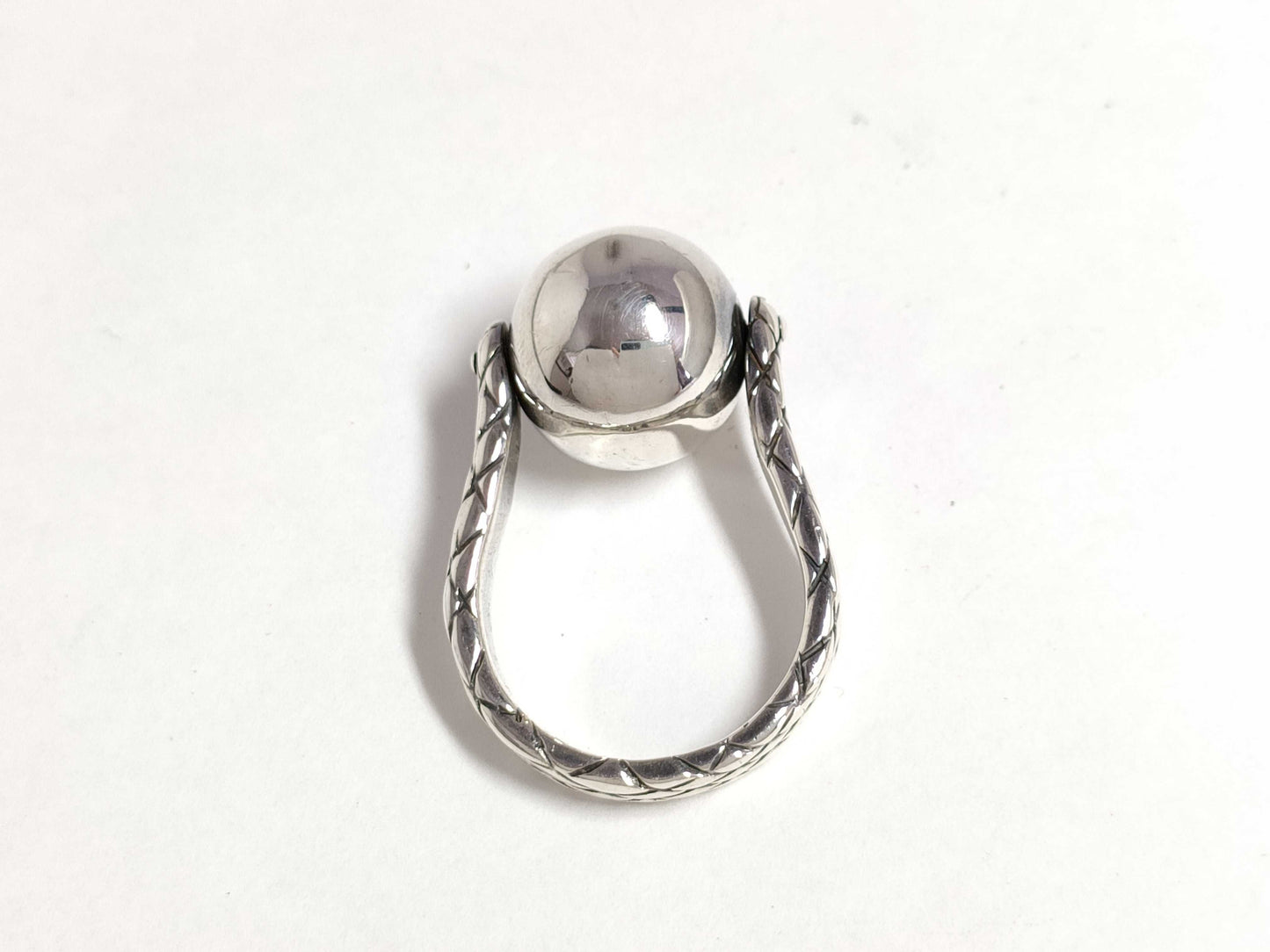 BOTTEGA VENETA Intrecciato Ring, Ball 925 Ring