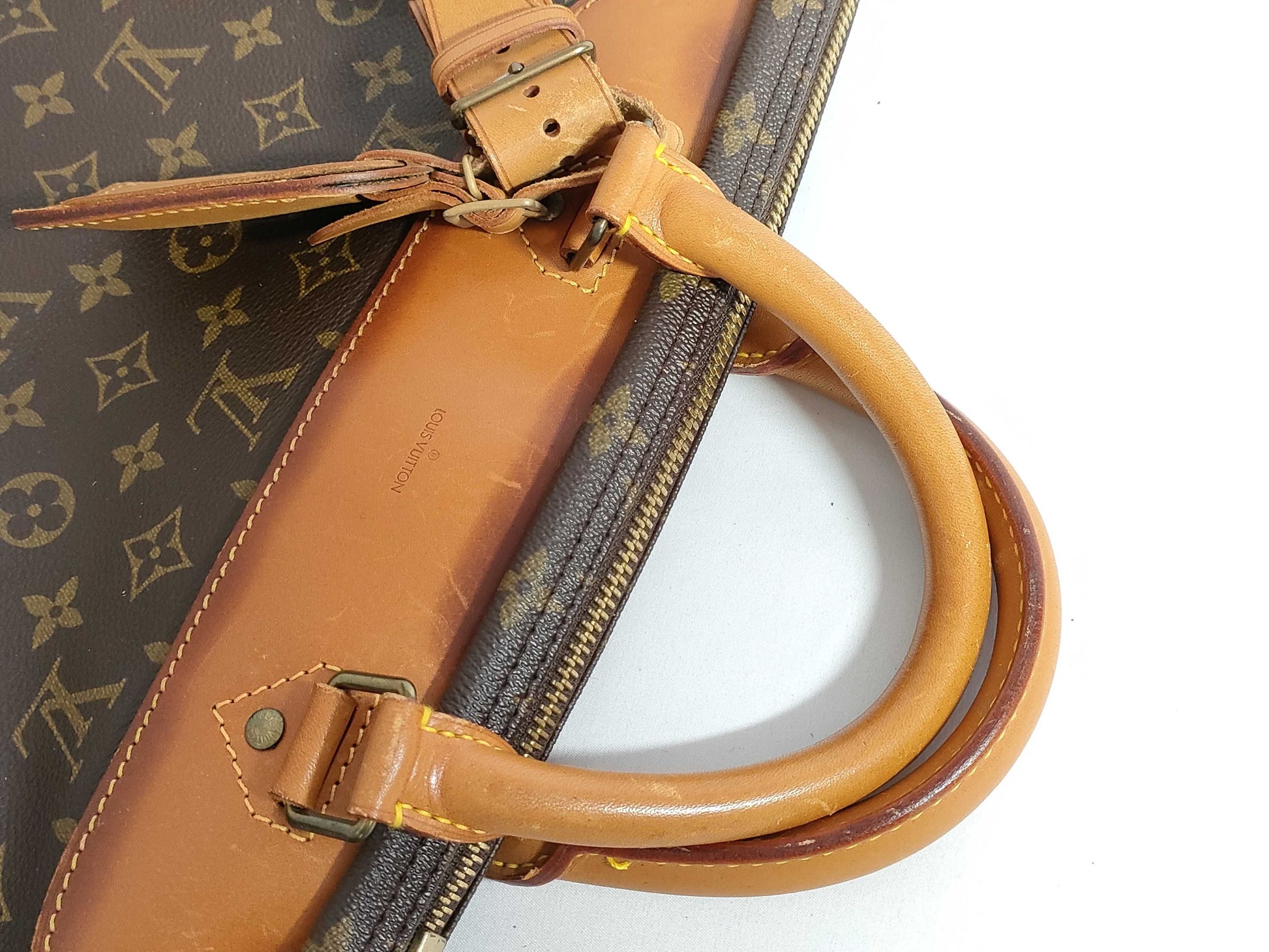 LOUIS VUITTON Monogram Alize de Poche Travel Bag Handbag