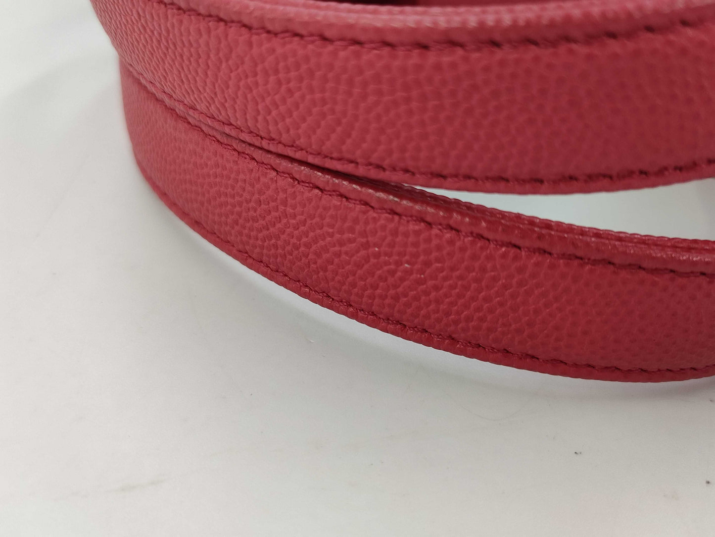 CHANEL CHANEL Business Affinity Red Caviar Leather Shoulder Bag with Gold Hardware