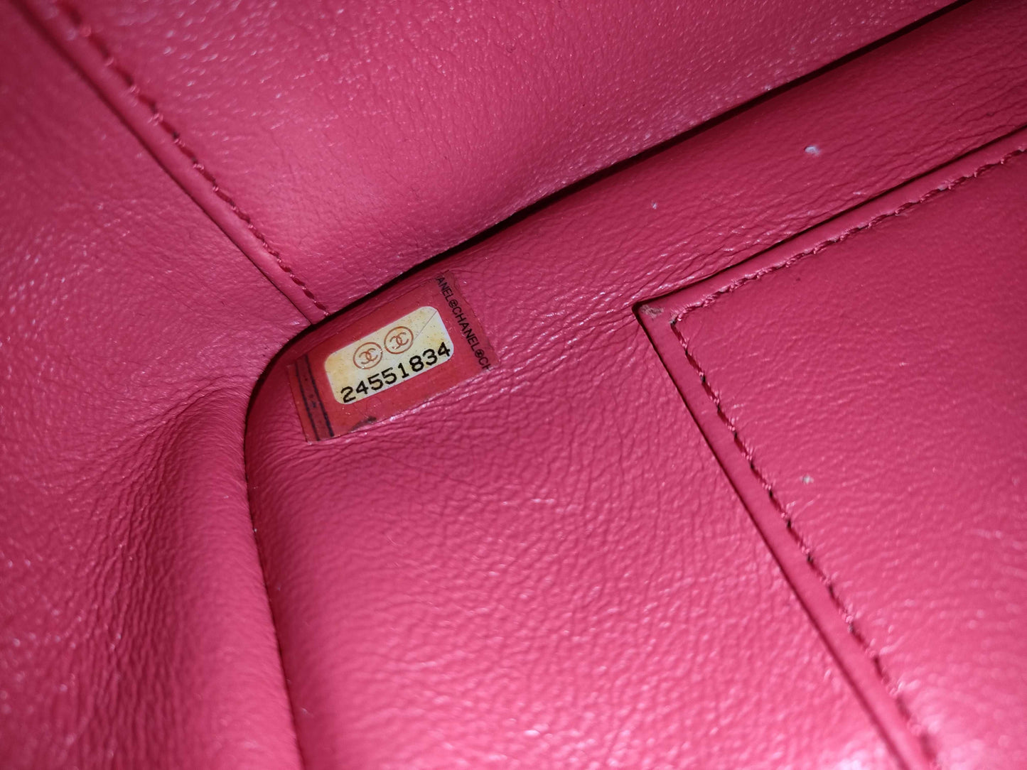 CHANEL CHANEL Business Affinity Red Caviar Leather Shoulder Bag with Gold Hardware