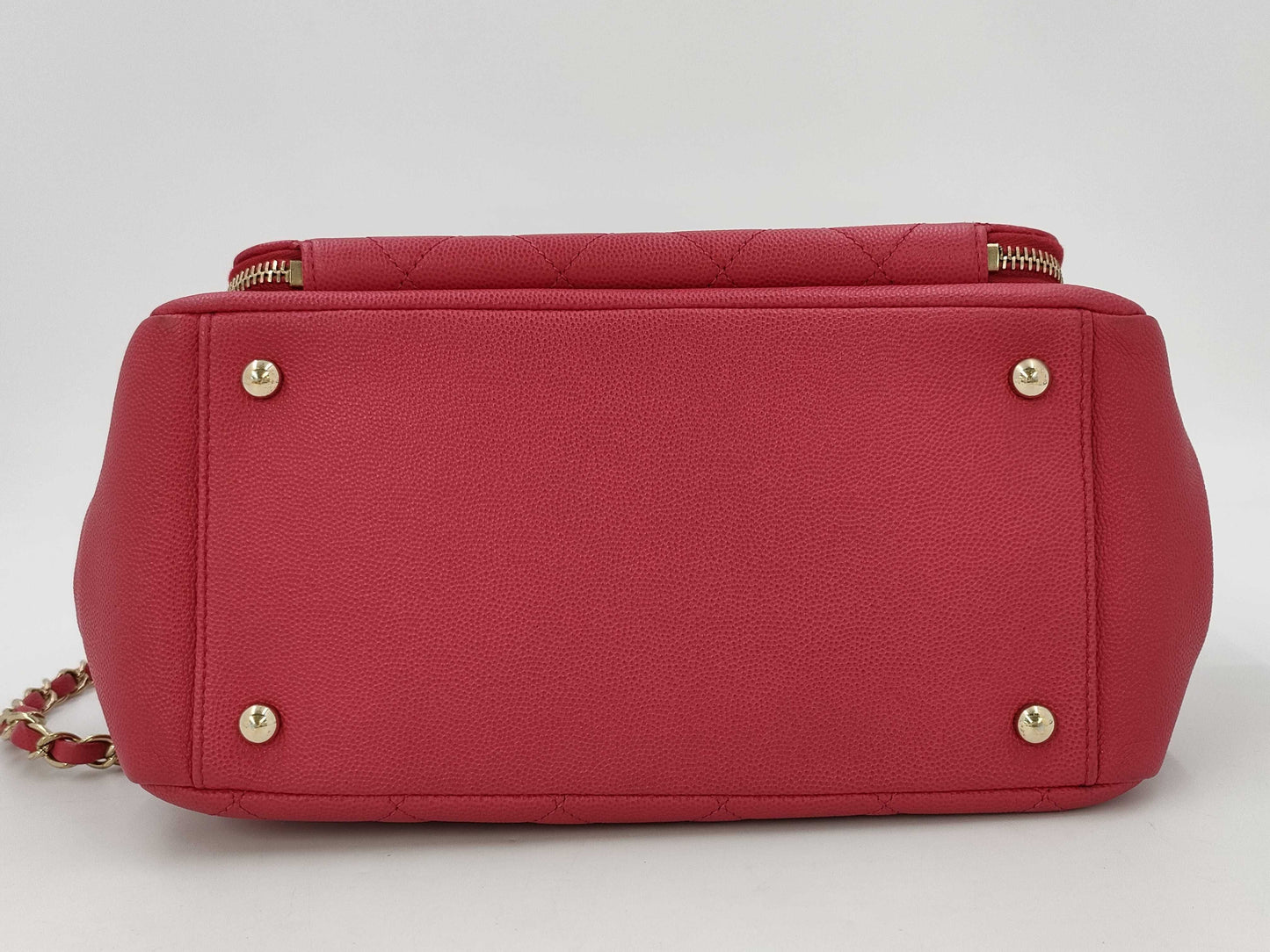 CHANEL CHANEL Business Affinity Red Caviar Leather Shoulder Bag with Gold Hardware