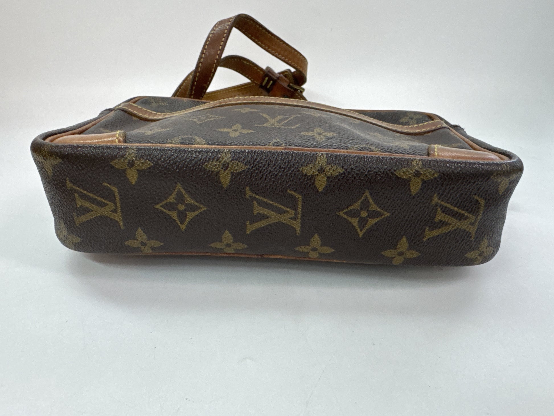 LOUIS VUITTON Trocadero Shoulder Bag