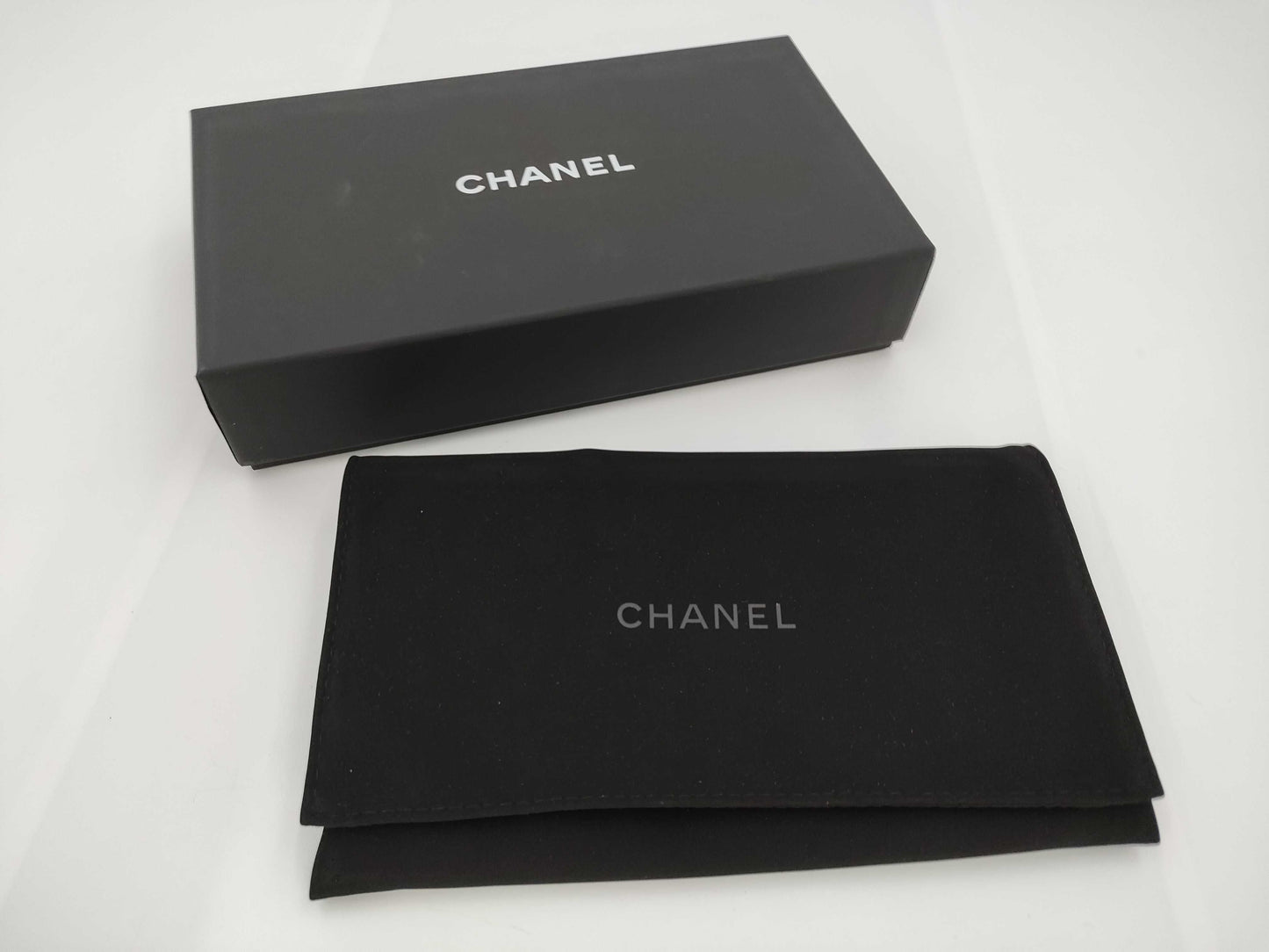 CHANEL Matelasse Medium Flap Wallet in Caviar Leather