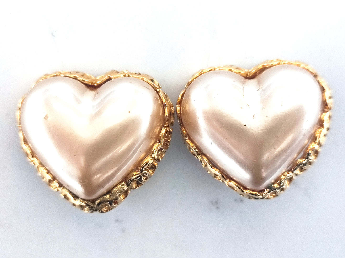 CHANEL Coco Mark 2 8 Heart Pearl Earrings