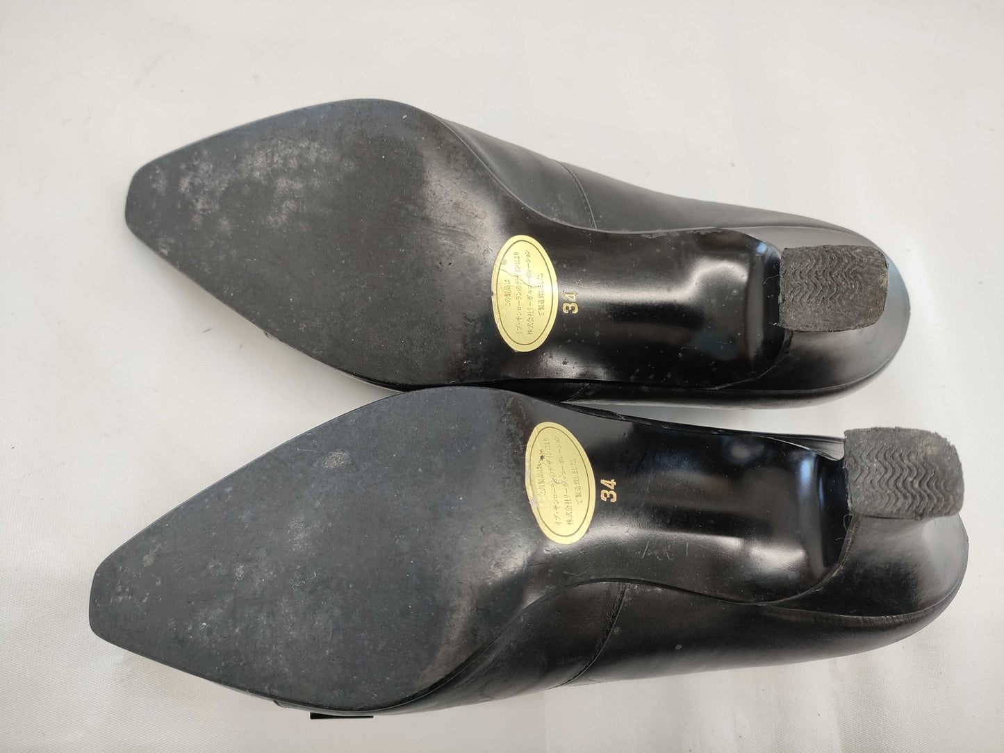 YVES SAINT LAURENT Pumps Size 34