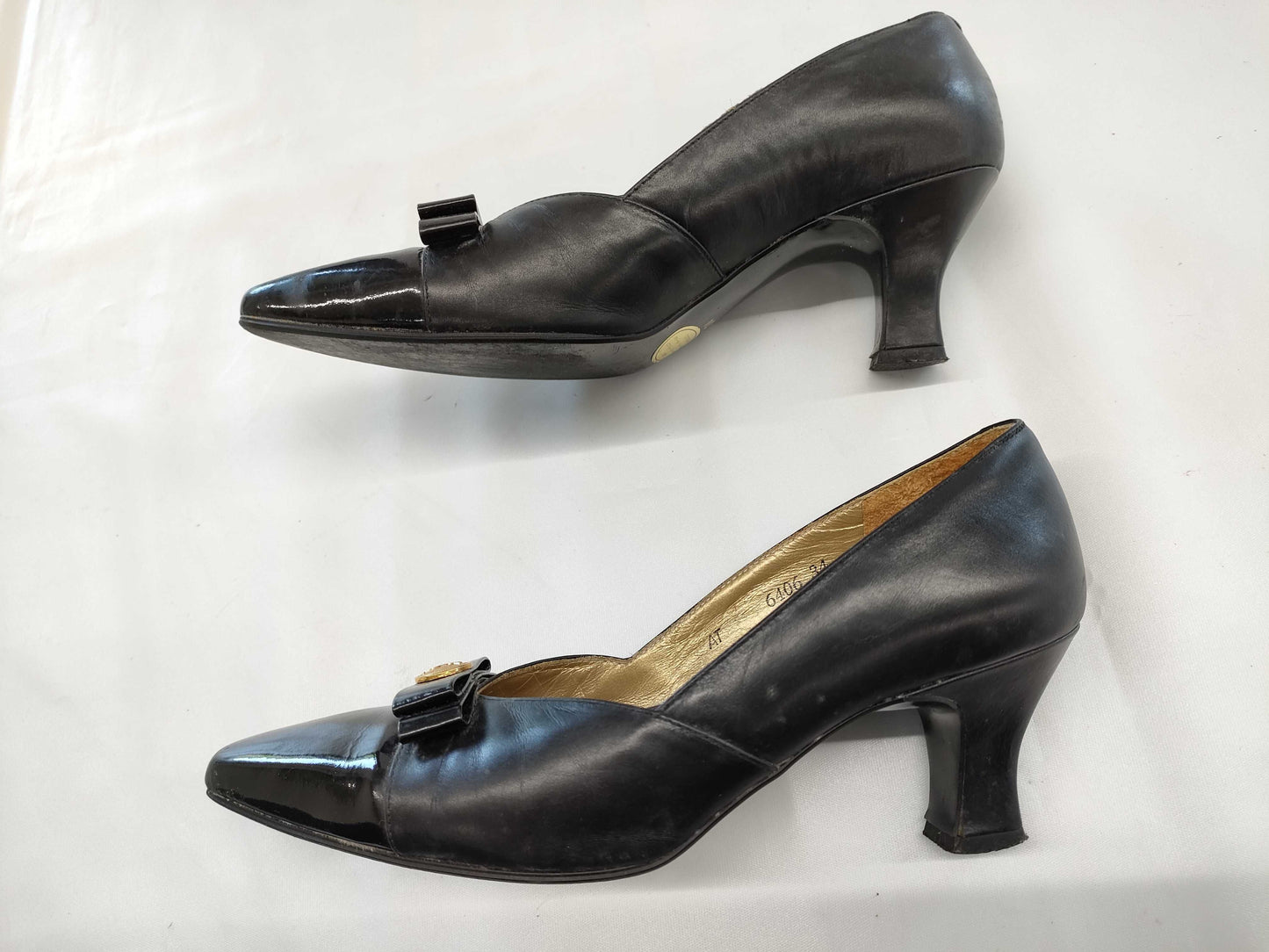 YVES SAINT LAURENT Pumps Size 34