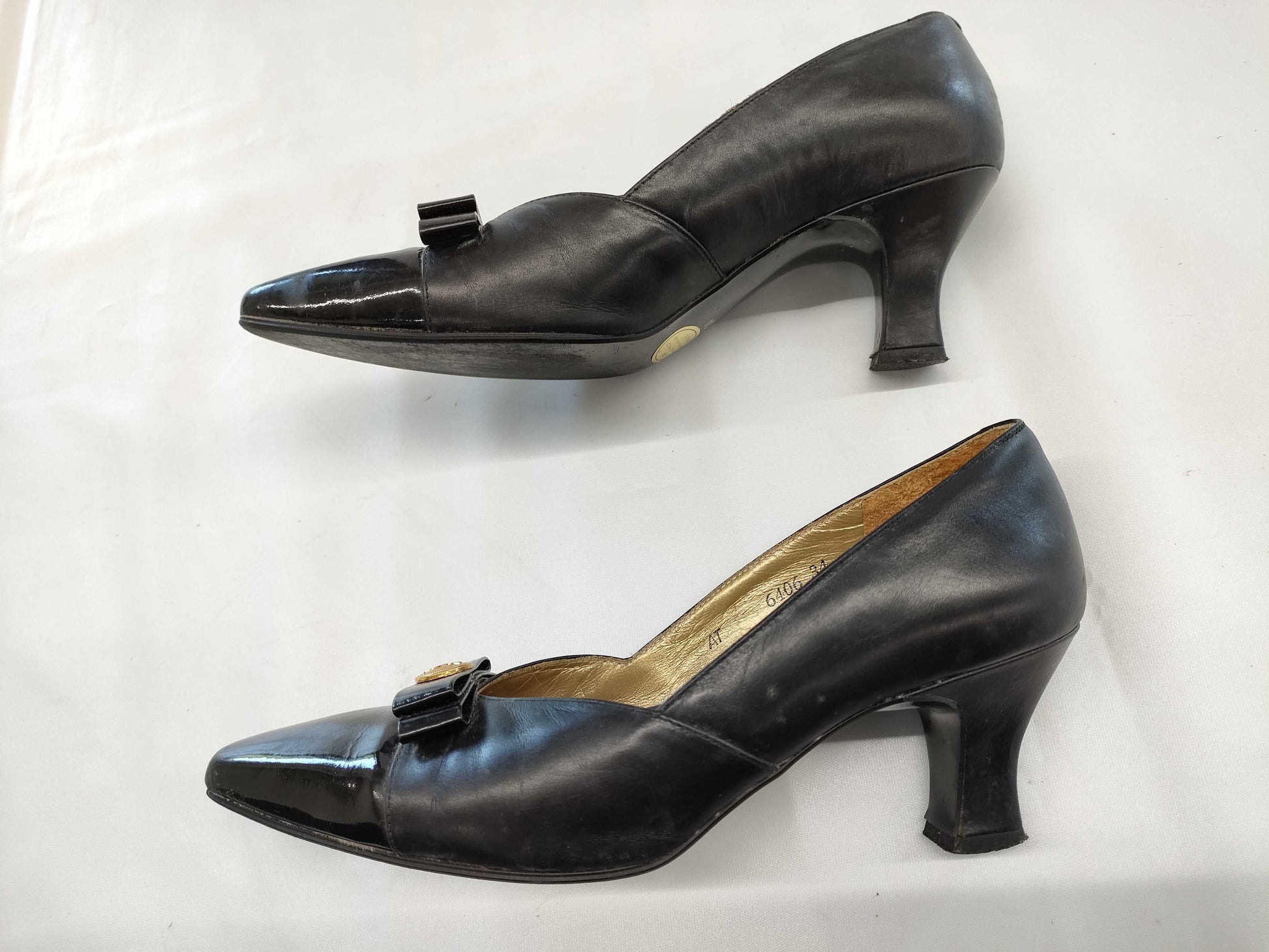 YVES SAINT LAURENT Pumps Size 34