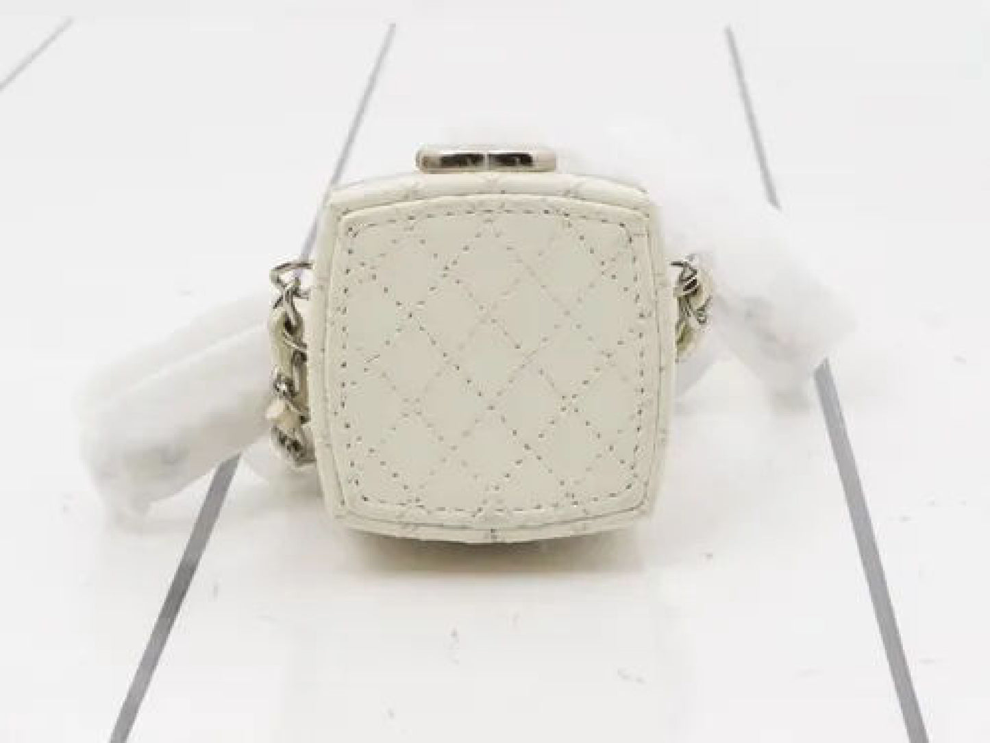 CHANEL White Patent Goatskin Makeup Box Clutch with Chain Shoulder Bag