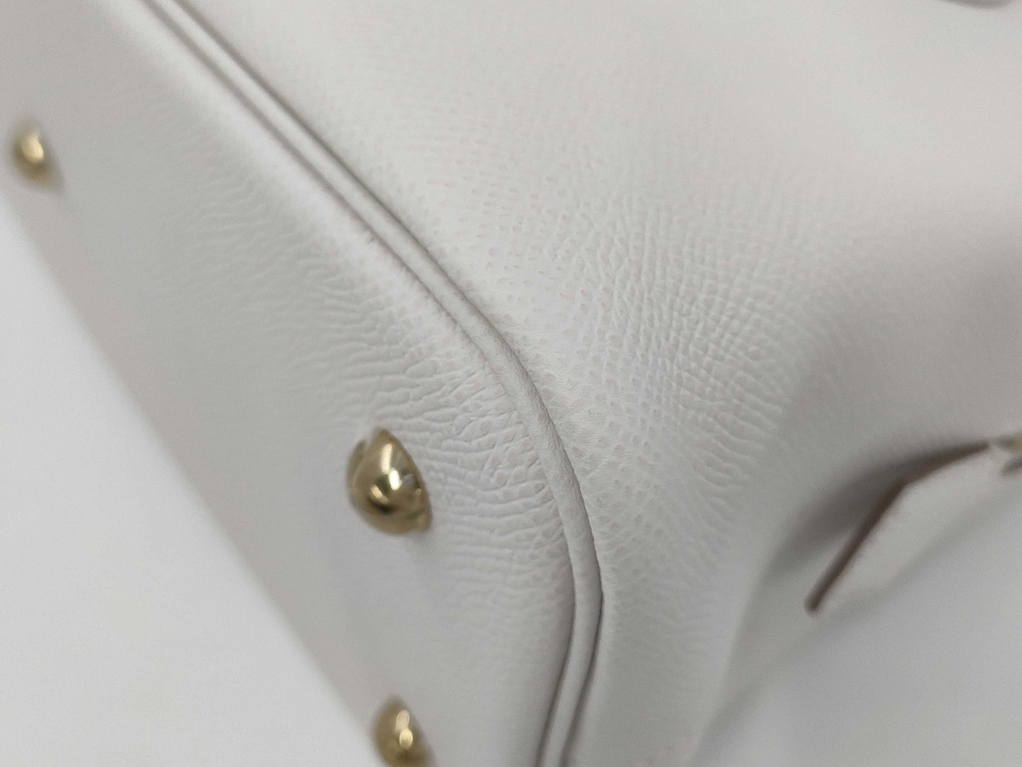 HERMES Bolide 1923 30 B Stamped Epsom Leather 2-Way Bag with New Gris Pearl and Gold Hardware. Suitcase.