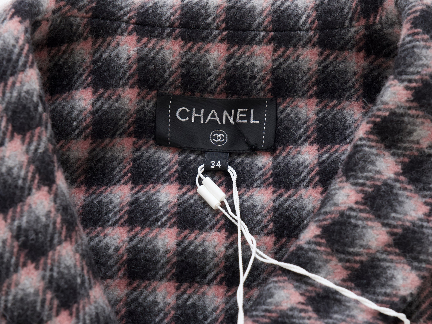 (10462_0112) CHANEL 21B Cropped Wool Tweed Sleeveless Jacket 34 Vest