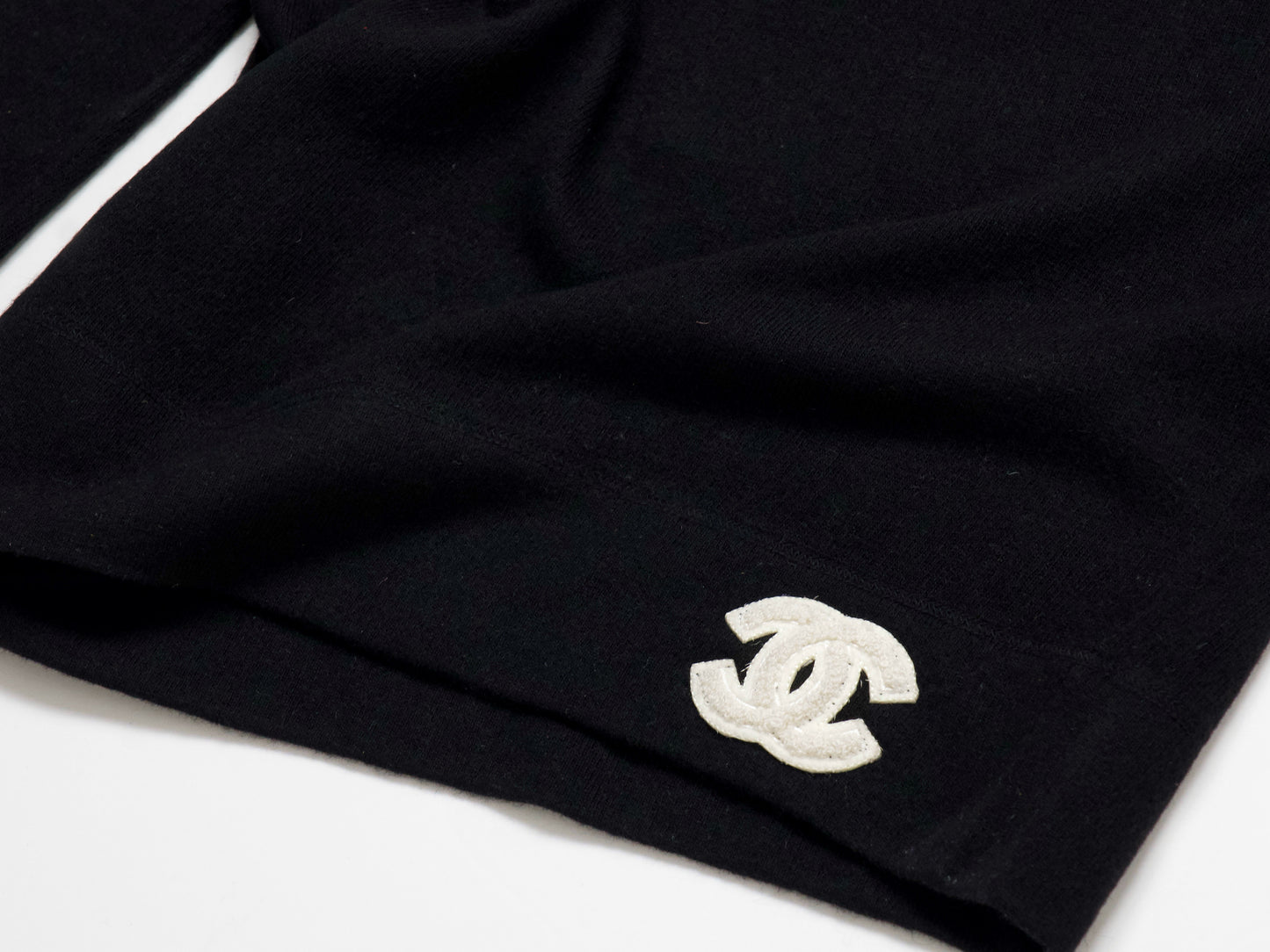 (10462_0141) CHANEL 01A CC Patch Sweatshirt Cashmere Knit 42 Tops