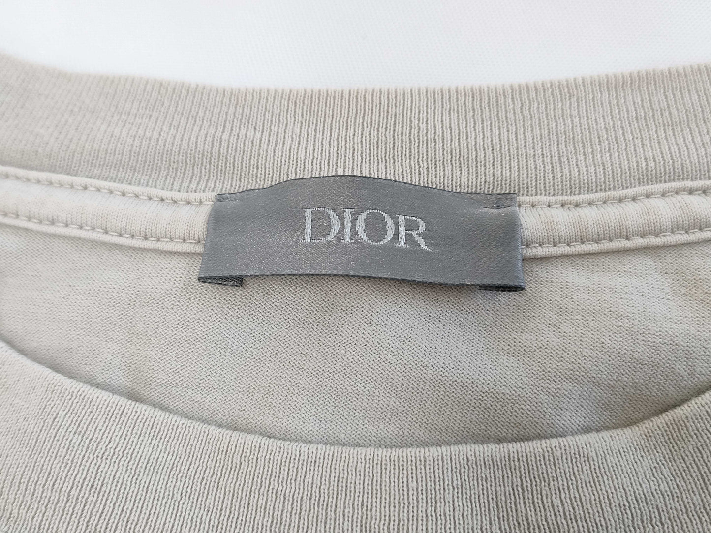 (10462_0346) Dior Dior 1947 Logo Embroidered Pocket T-Shirt 243J634B0677 Light Grey Size XS T-Shirt