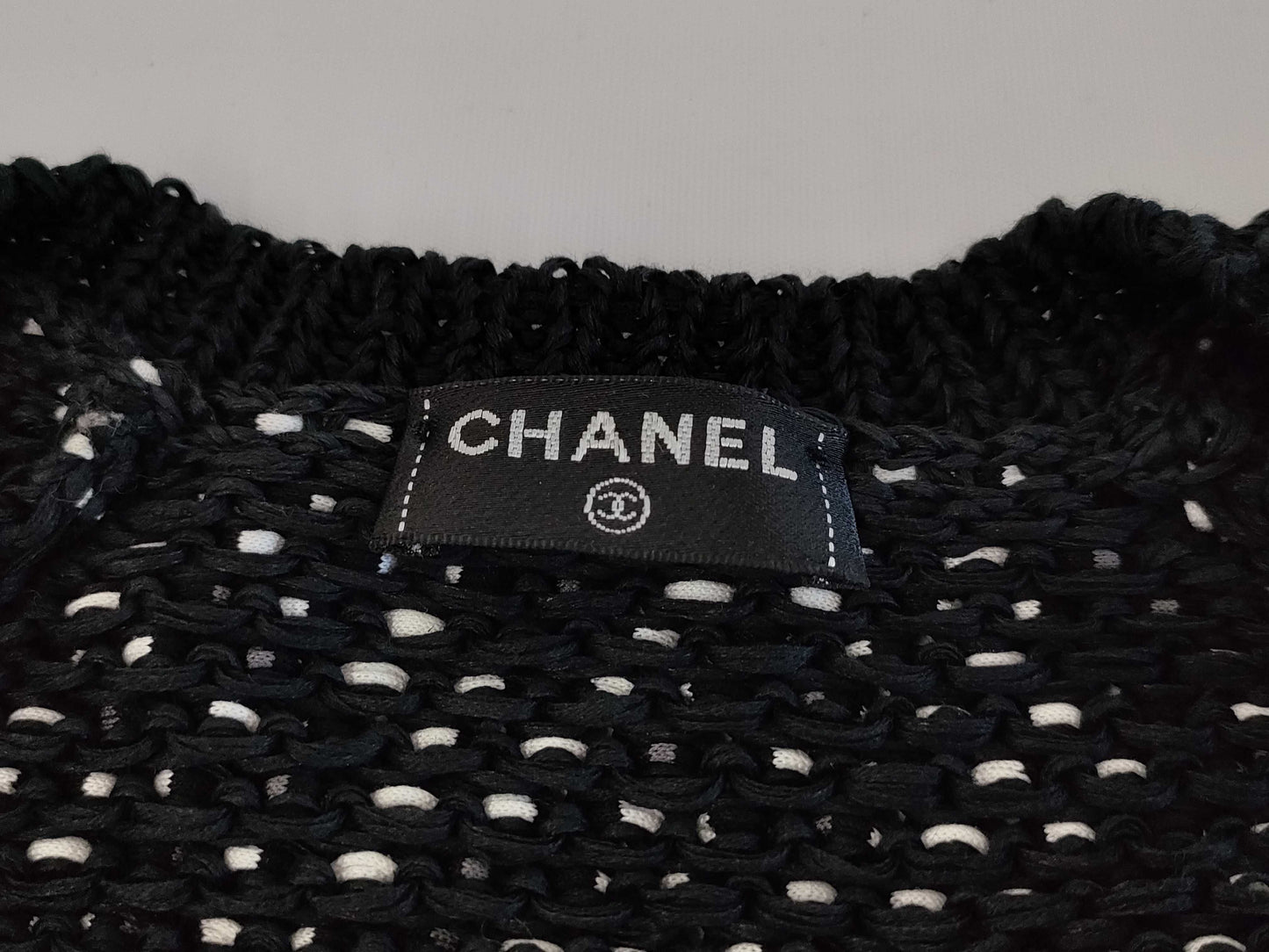 (10462_0118) CHANEL Braided Logo Short Cardigan M Equivalent Cardigan