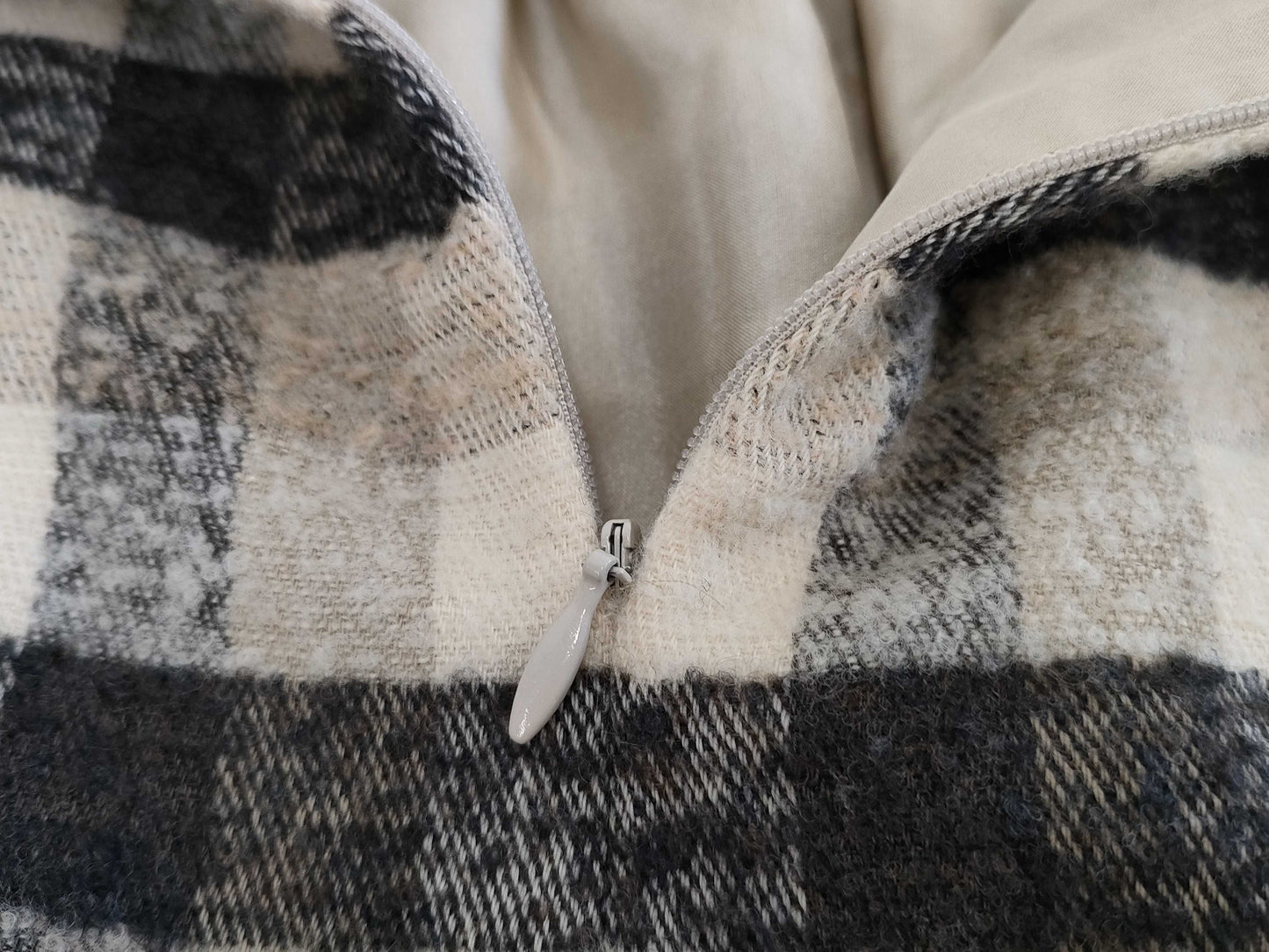 (10462_0132) CHANEL P29316W03787 Tweed Set 38 Other Apparel