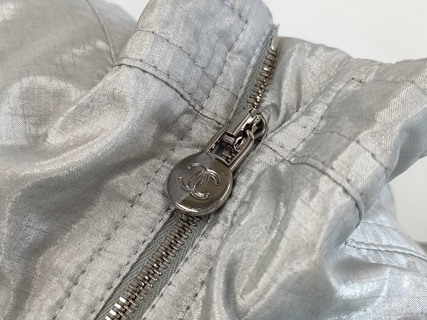 (10462_0122) CHANEL CHANEL Grey Silver Blouson Jumper Size 38 Shared Cloth Jacket