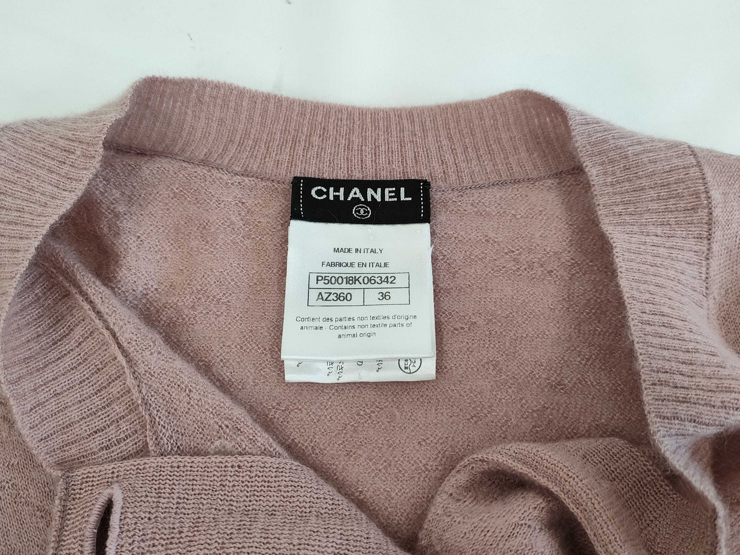 (10462_0117) CHANEL CHANEL Pink Pearl Button Mohair Cashmere Cardigan Size 36 Cardigan