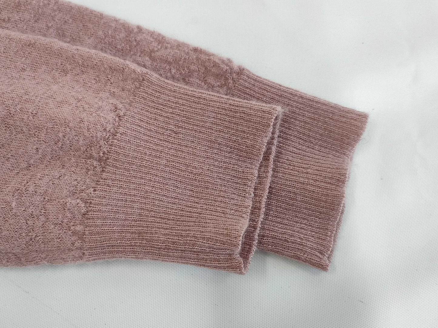 (10462_0117) CHANEL CHANEL Pink Pearl Button Mohair Cashmere Cardigan Size 36 Cardigan