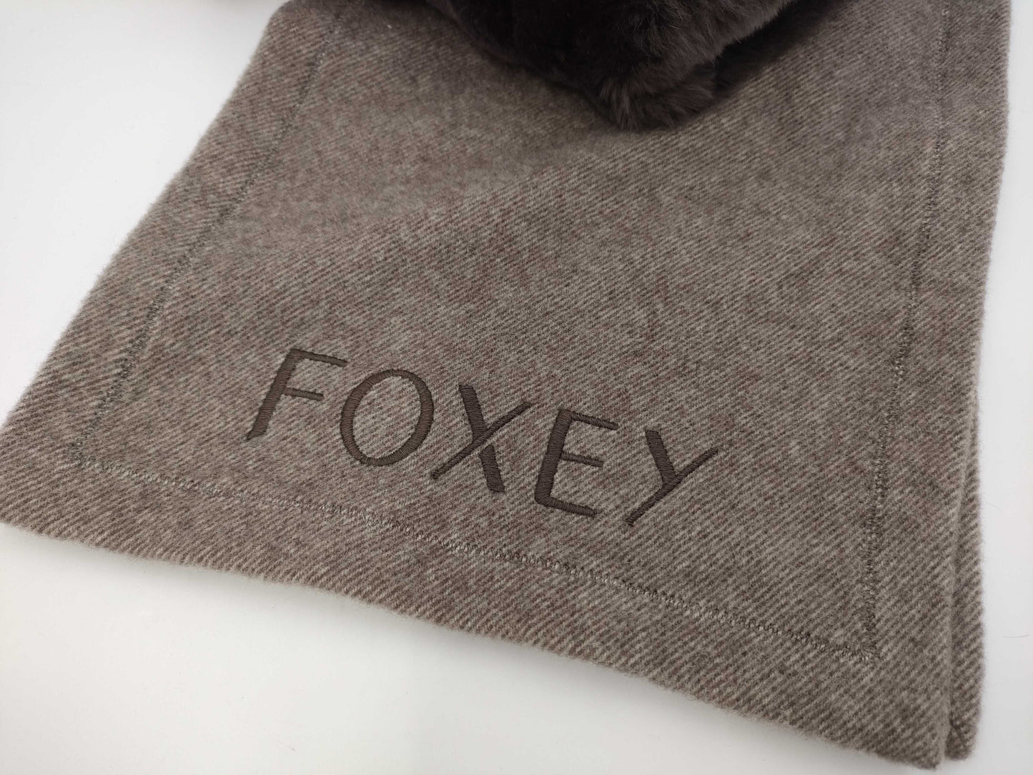 (10462_0280) FOXEY Foxy Mink Fur Stole Brown Dark Brown Other Apparel