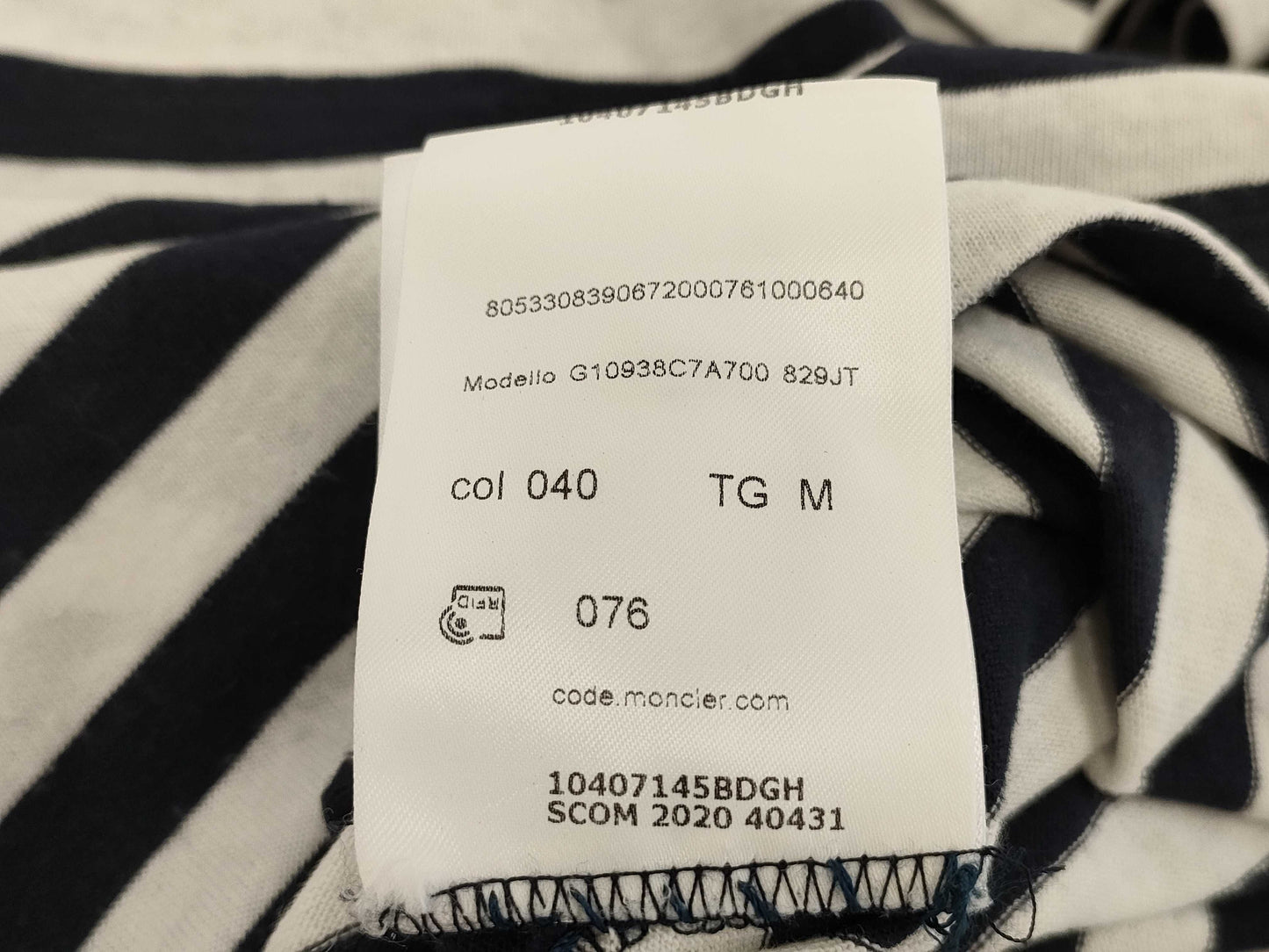 (10462_0242) MONCLER T-Shirt Size M T-Shirt