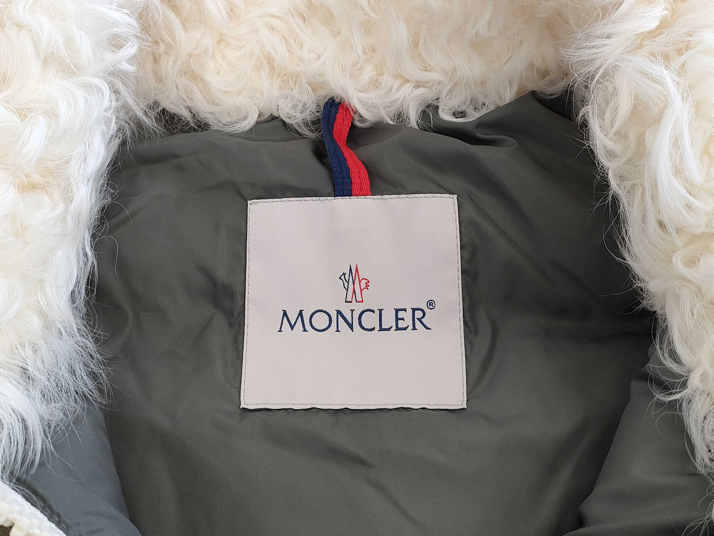 (10462_0243)▼MONCLER Moncler Vest Silver Size 0 Vest
