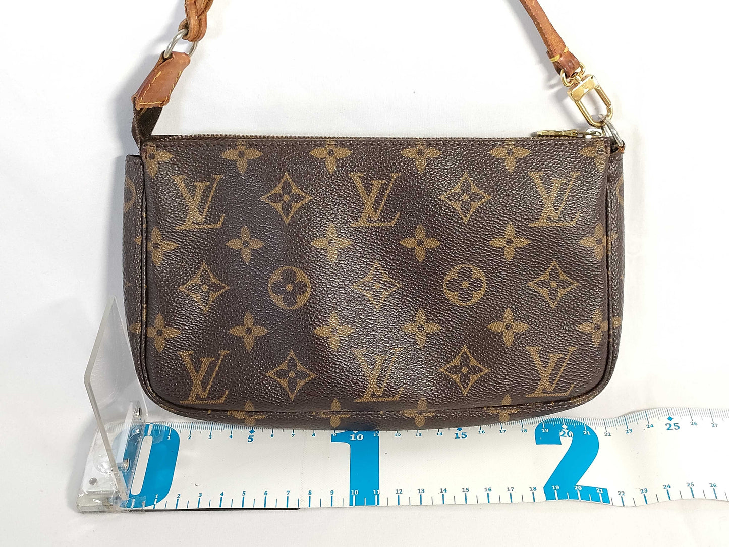 LOUIS VUITTON Monogram Pochette Accessoire M51980 Monogram Handbag