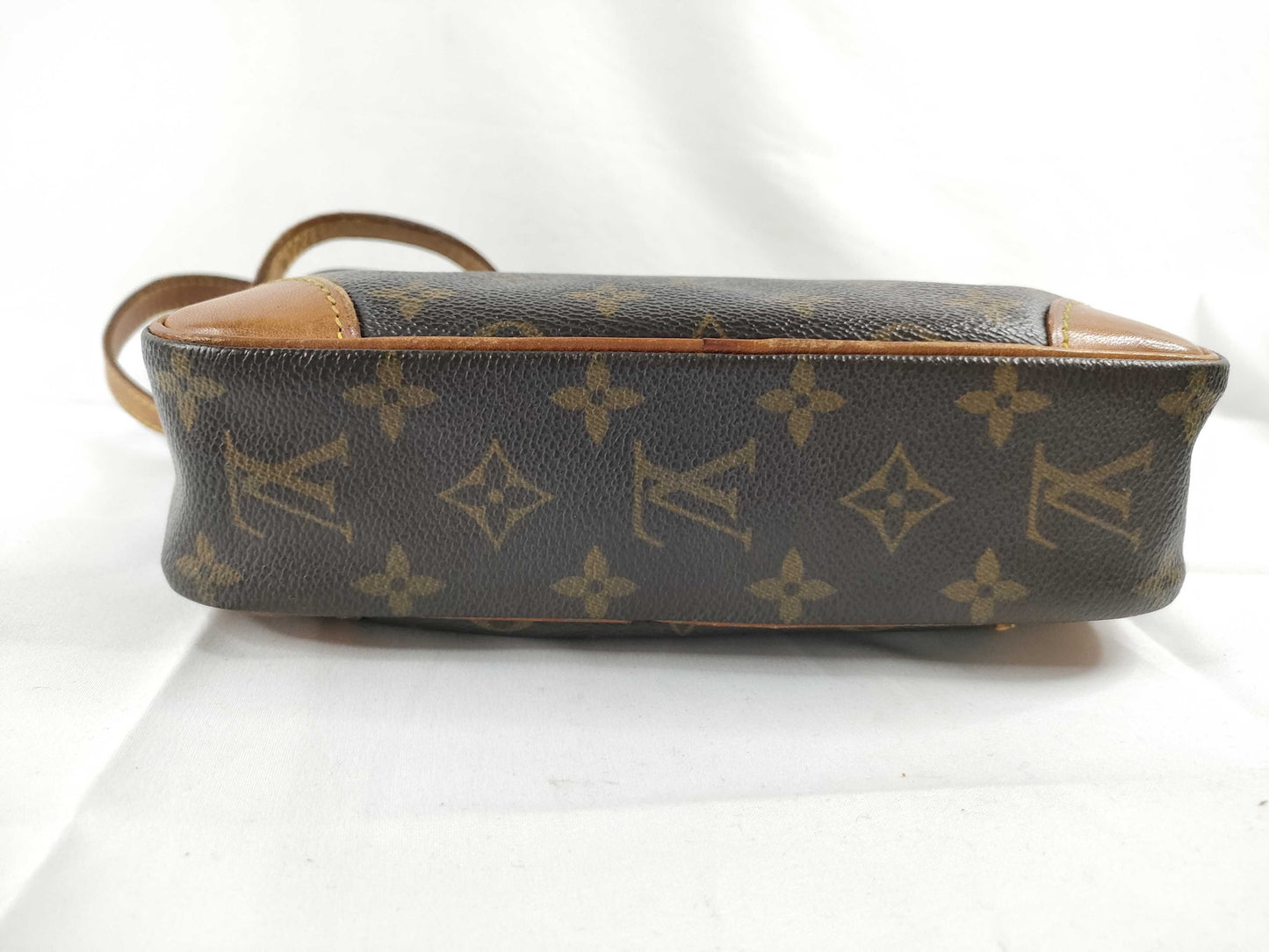 LOUIS VUITTON Monogram Louis Vuitton M51276 Trocadero 24 FH8912 Shoulder Bag Monogram Shoulder Bag