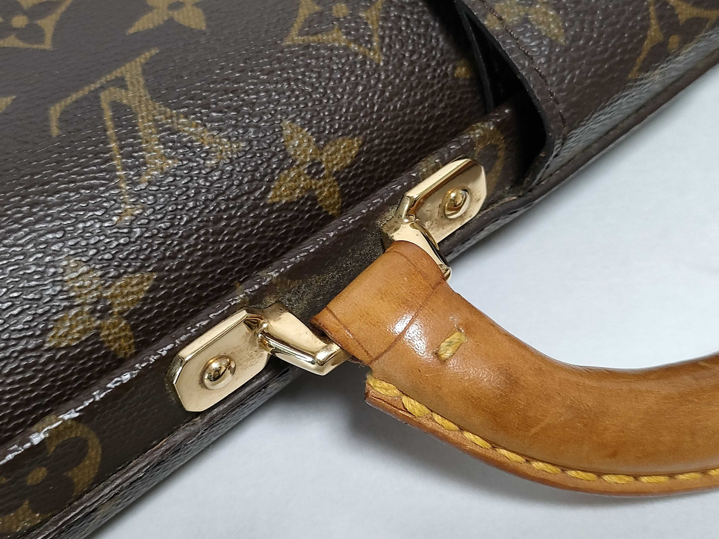 LOUIS VUITTON Monogram LV Monogram Fermoir M53305 MI0957 Business Bag