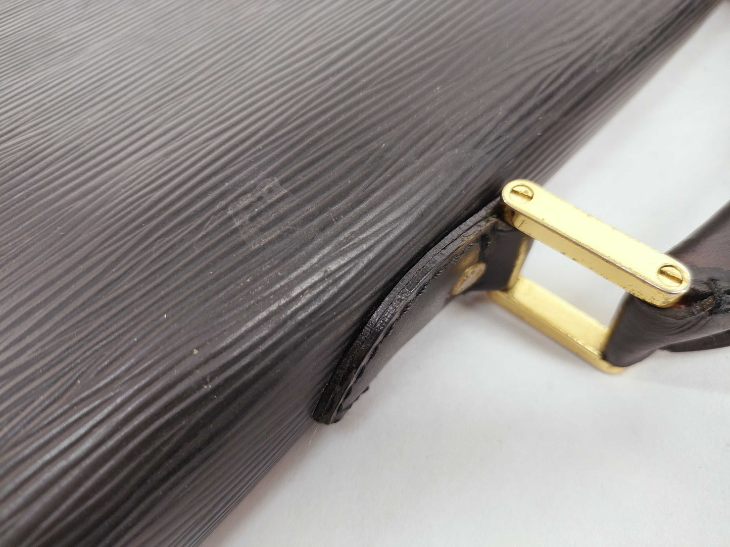 LOUIS VUITTON Epi LV Epi Ambassador Bag M54412 Serial Number Unknown Business Bag