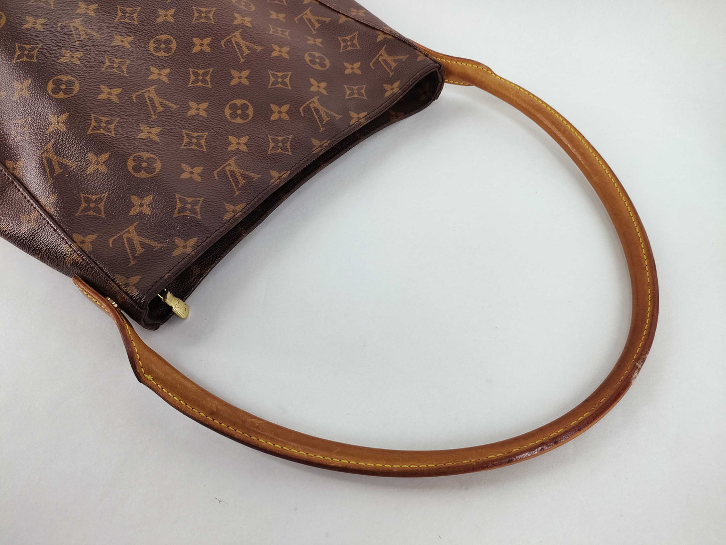 LOUIS VUITTON Monogram LV Monogram Looping GM M51145 MI1909 Shoulder Bag
