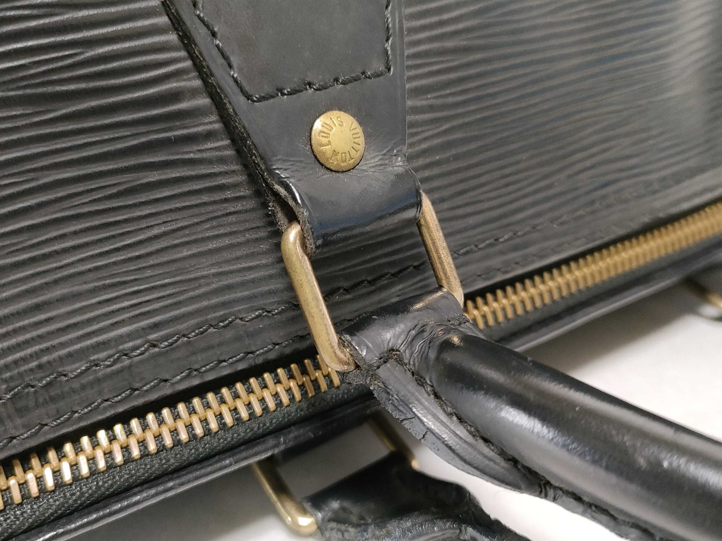 LOUIS VUITTON Epi LV Epi Speedy 30 M59022 VI0913 Handbag