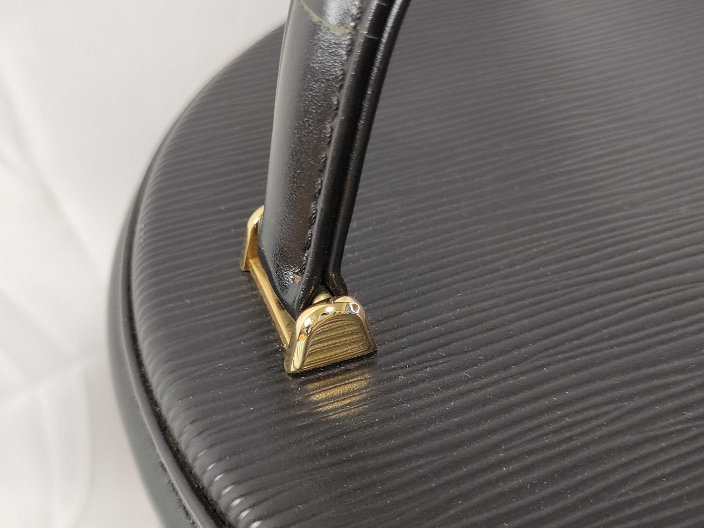 LOUIS VUITTON Epi Cannes Vanity Bag M48032 SR0946