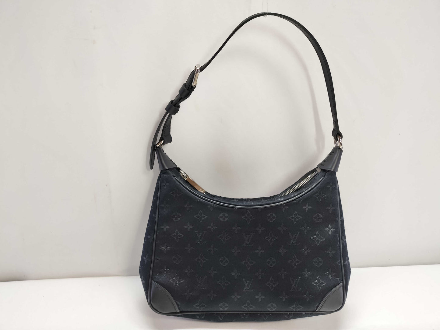 LOUIS VUITTON Monogram Satin Little Boulogne Pouch M92142 SR0041 Black