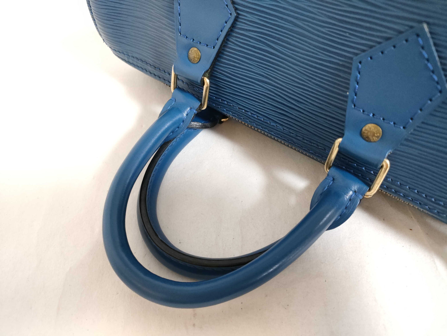 LOUIS VUITTON Epi Speedy 25 M43015 VI0973 Boston Bag