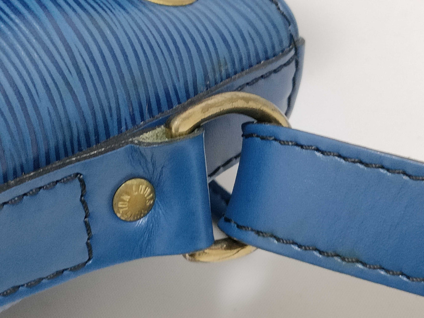 LOUIS VUITTON Epi Petit Noe Shoulder Bag M44105 A20932