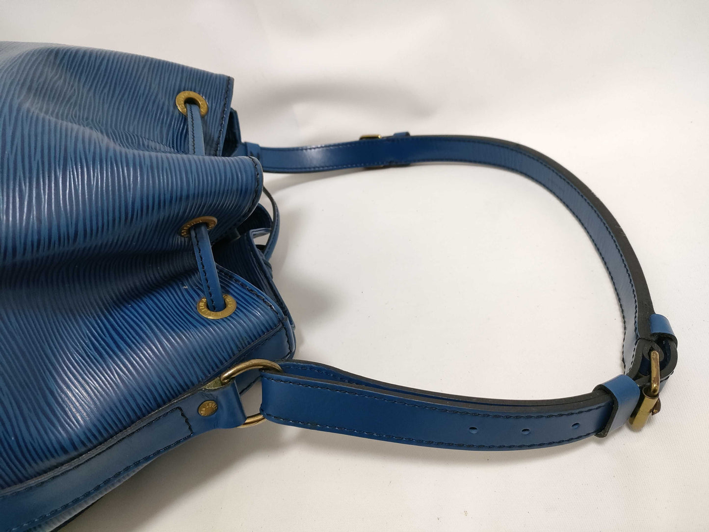LOUIS VUITTON Epi Petit Noe Shoulder Bag M44105 A20932