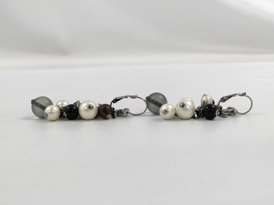 CHANEL 07A Pearl Swing SP Earrings