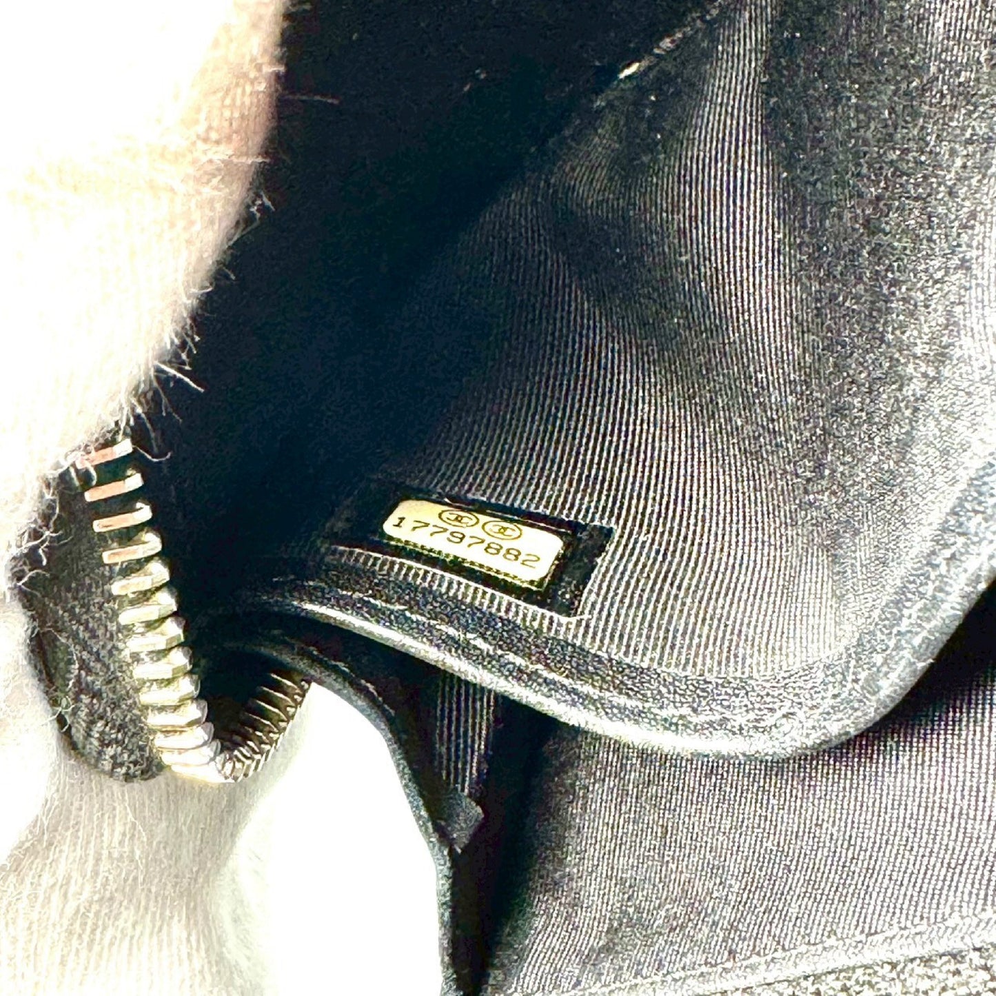 CHANEL Matelasse Coco Mark Caviar Leather Round Zip Long Wallet Black 17797882 Wallet