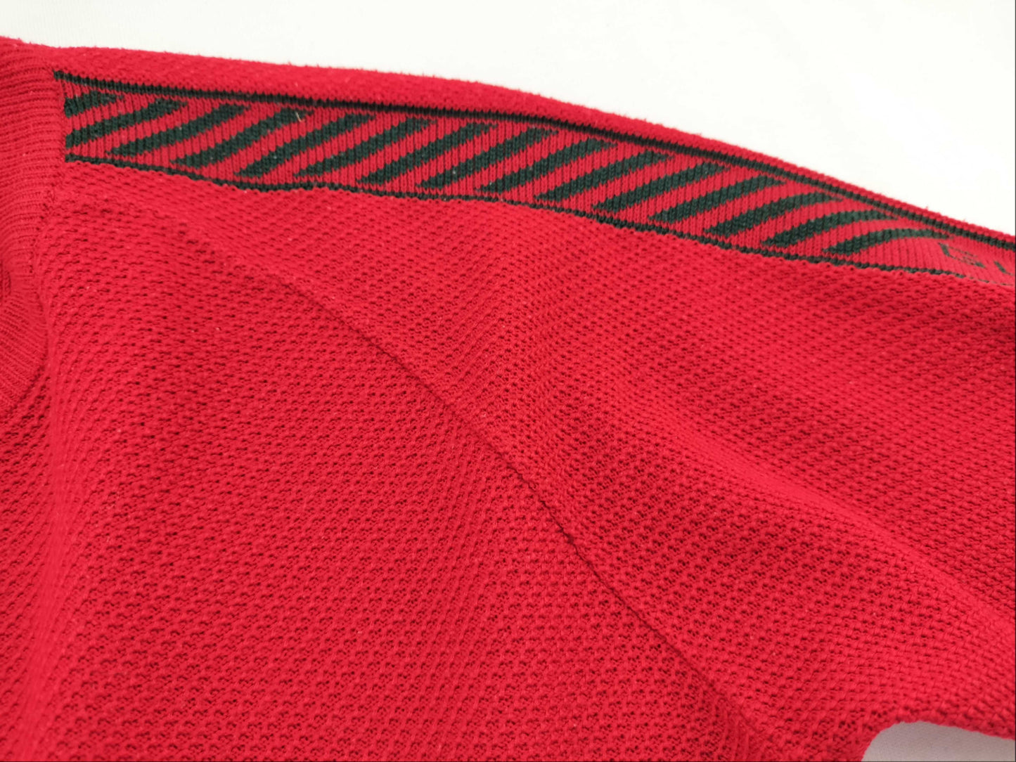 GUCCI Gucci logo embroidered knit top