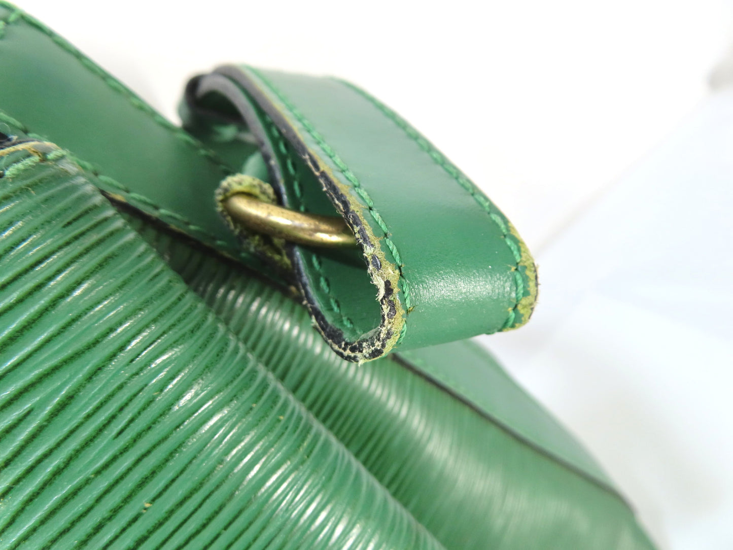LOUIS VUITTON Epi Petit Noe M40838 Epi Shoulder Bag
