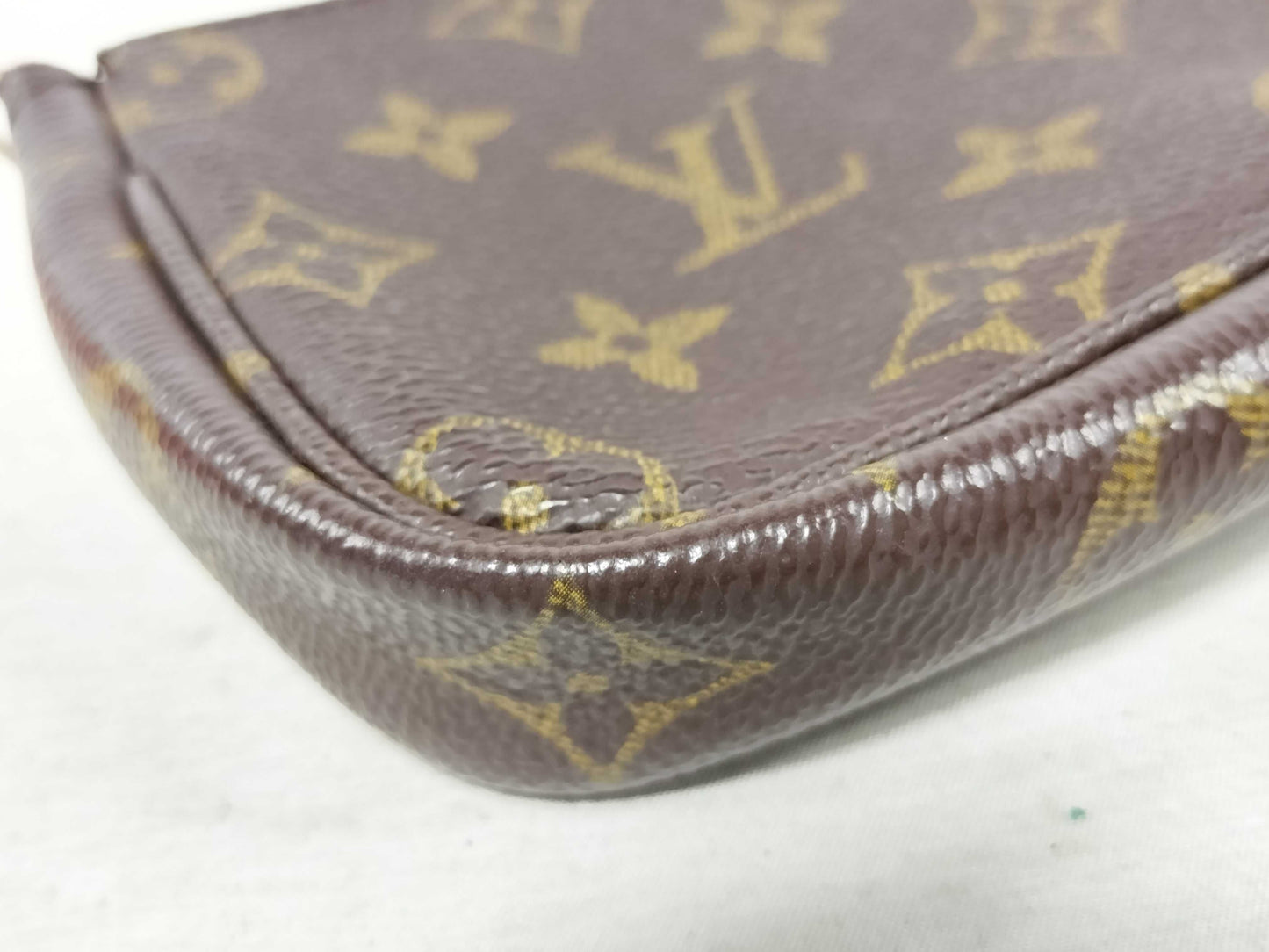 LOUIS VUITTON Monogram Pouch Pouch
