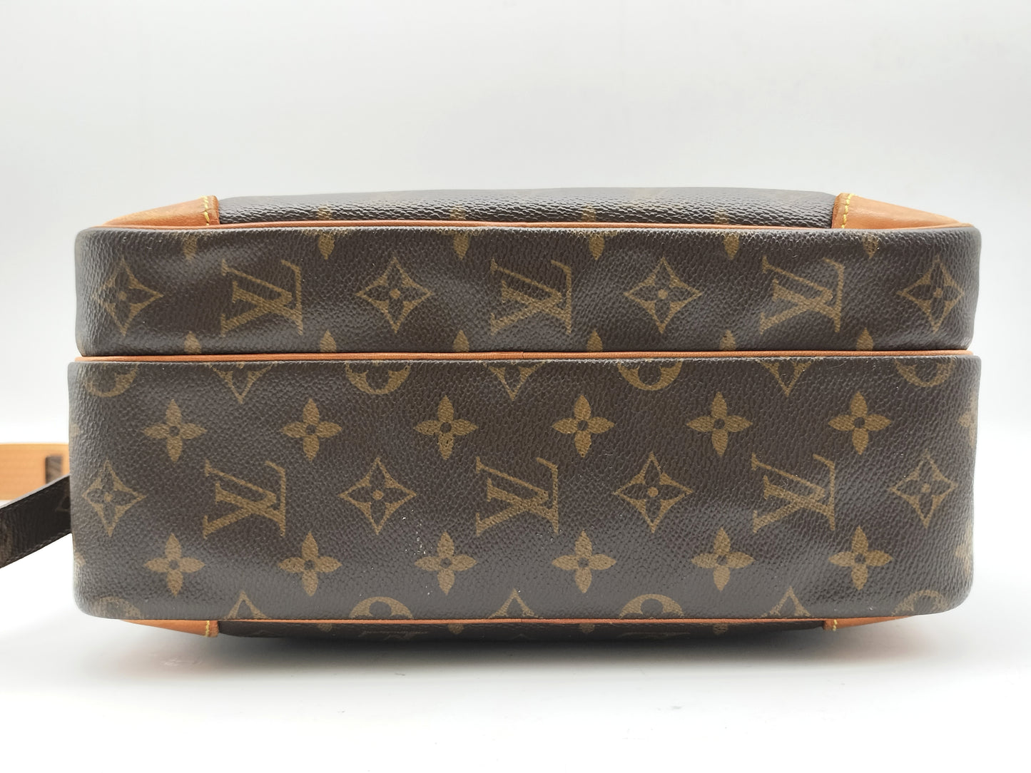 LOUIS VUITTON Monogram Nile Shoulder Bag M45244 Shoulder Bag