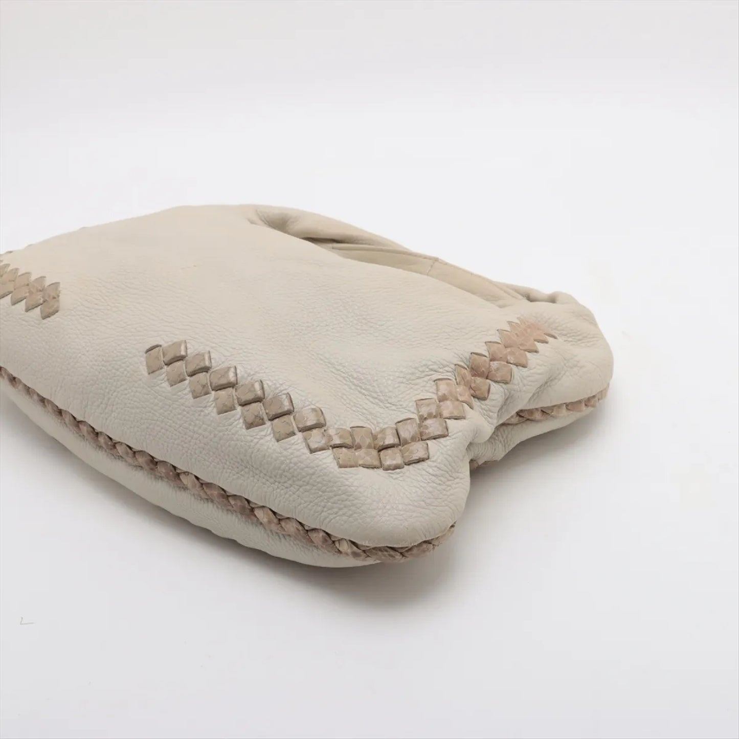 BOTTEGA VENETA BOTTEGA VENETA Bottega Veneta Intrecciato Hobo Shoulder Bag Dust Bag Shoulder Bag