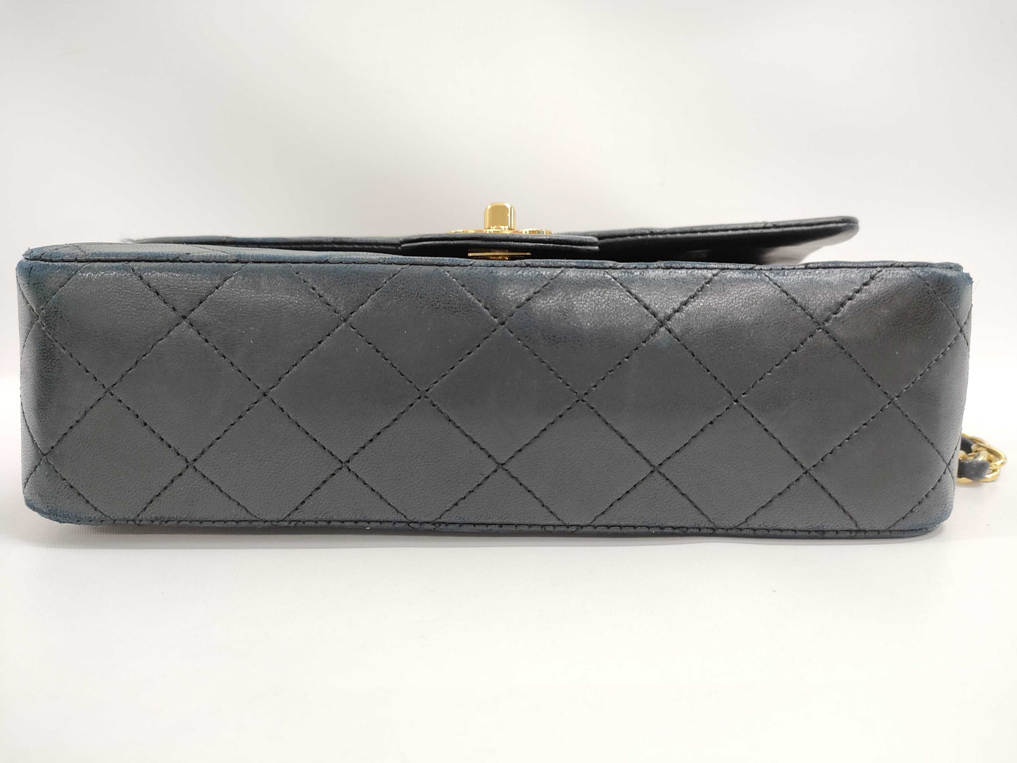 CHANEL CHANEL Matelasse Lambskin Shoulder Bag