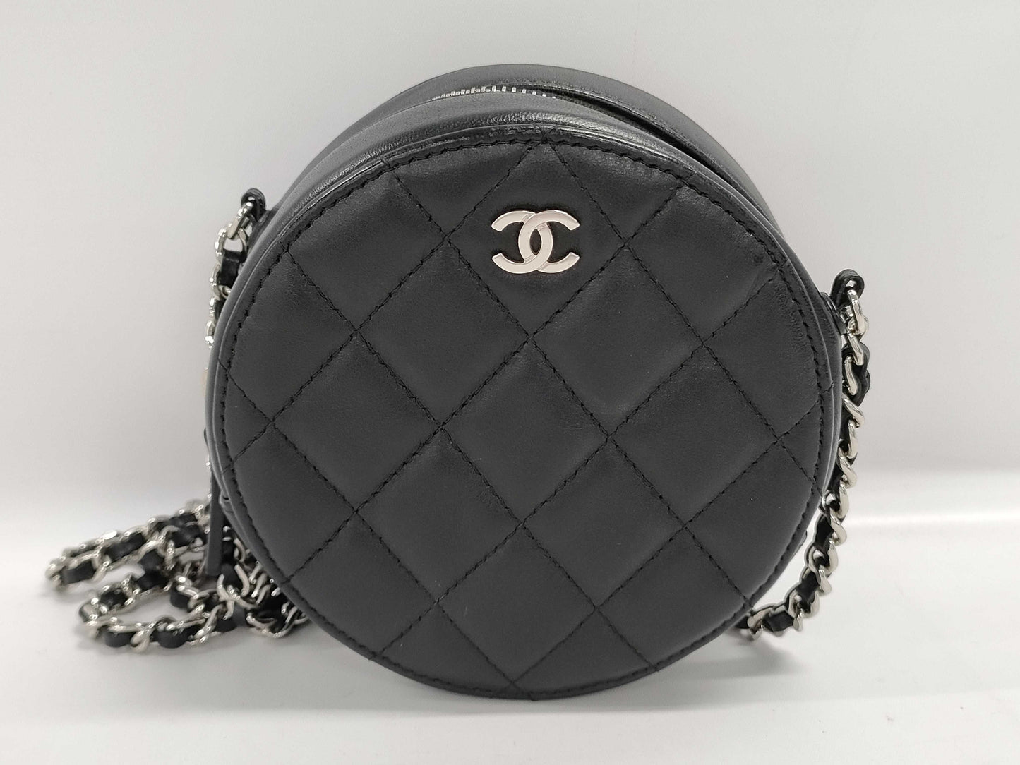CHANEL CHANEL Round Chain Clutch Matelasse Black Shoulder Bag
