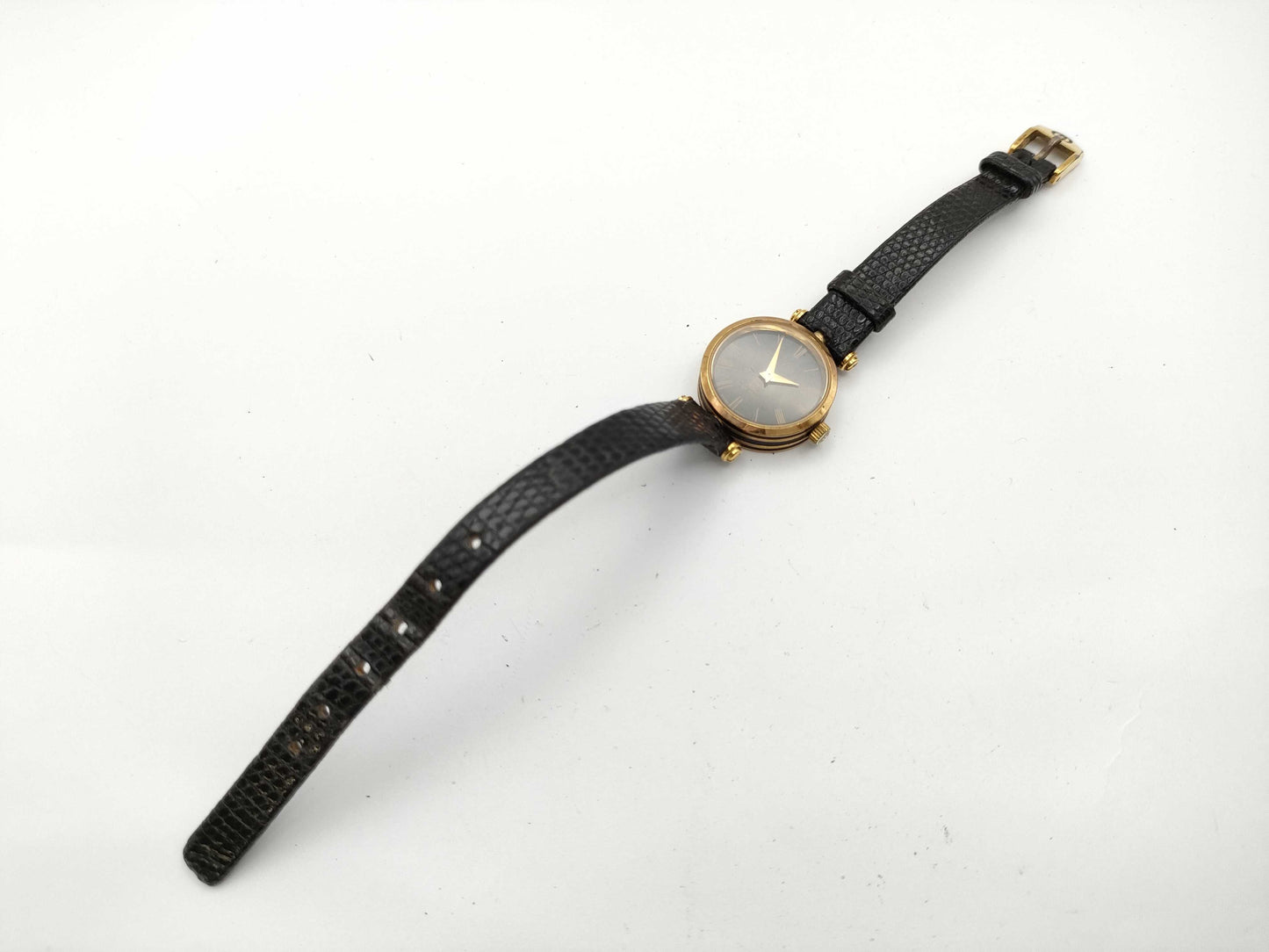 GUCCI Sherry Line Quartz Black Dial Unmoving Women's Watch