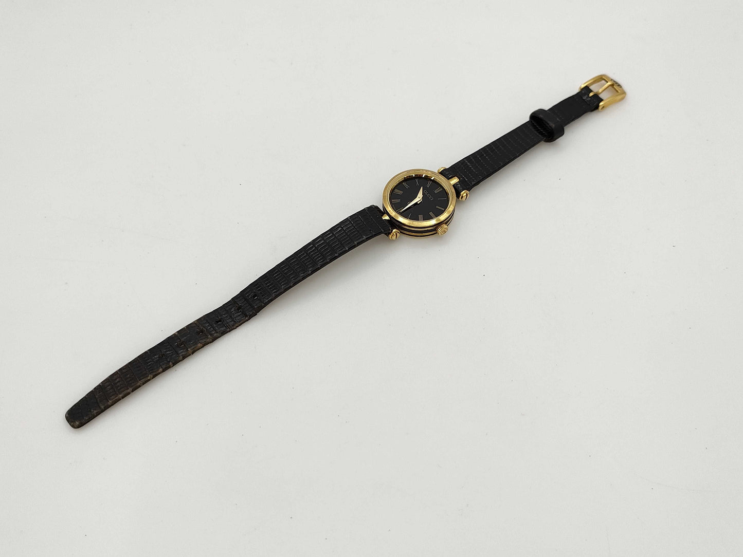 GUCCI Sherry Line Quartz Black Dial Unmoving Women's Watch
